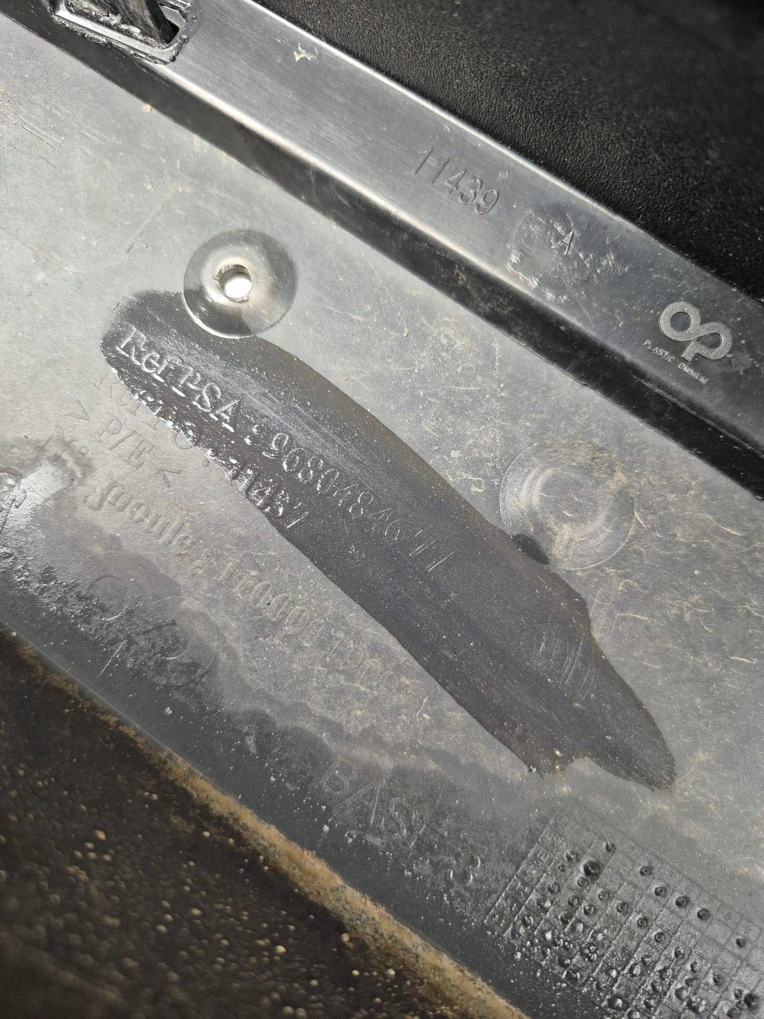 PEUGEOT 308 and T7 07-11 bumper front front 9680484677