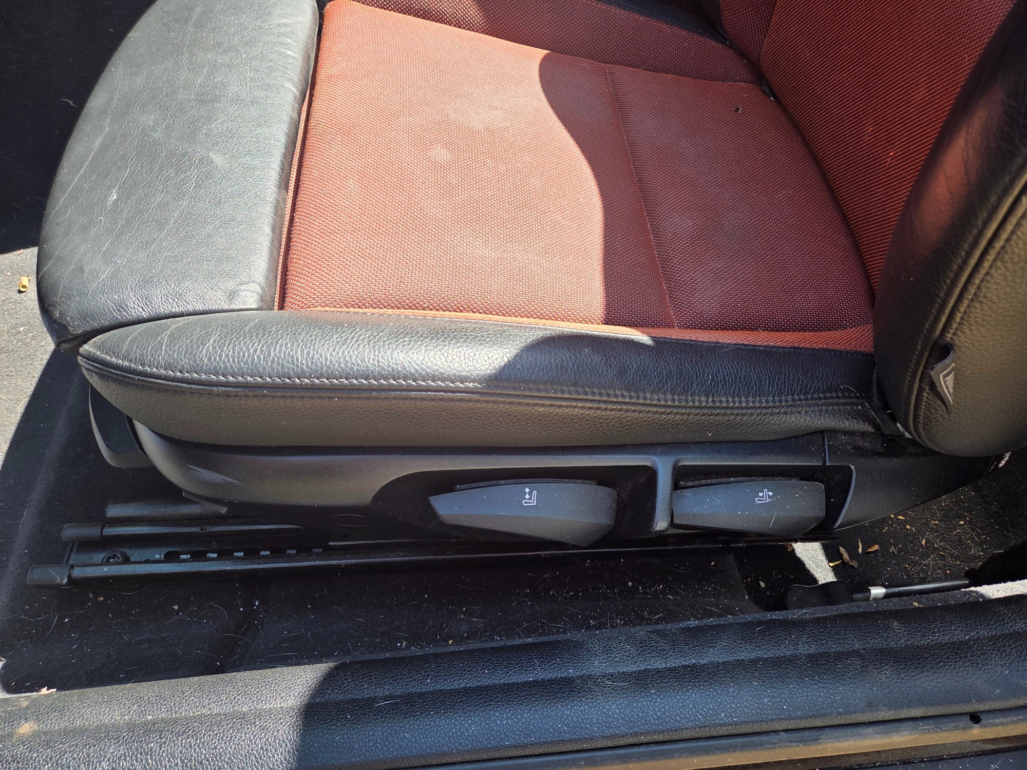 seats side BMW E88 M PAKIET