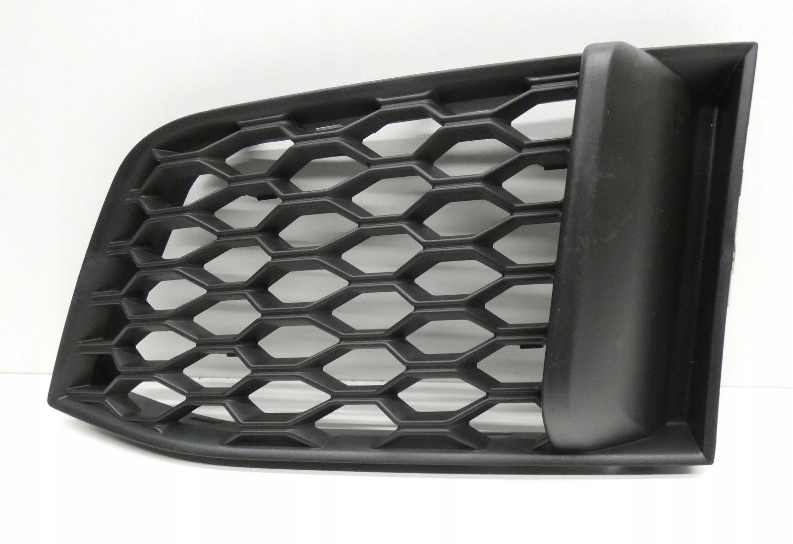 AUDI TT 8S0807681H grid of a bumper left