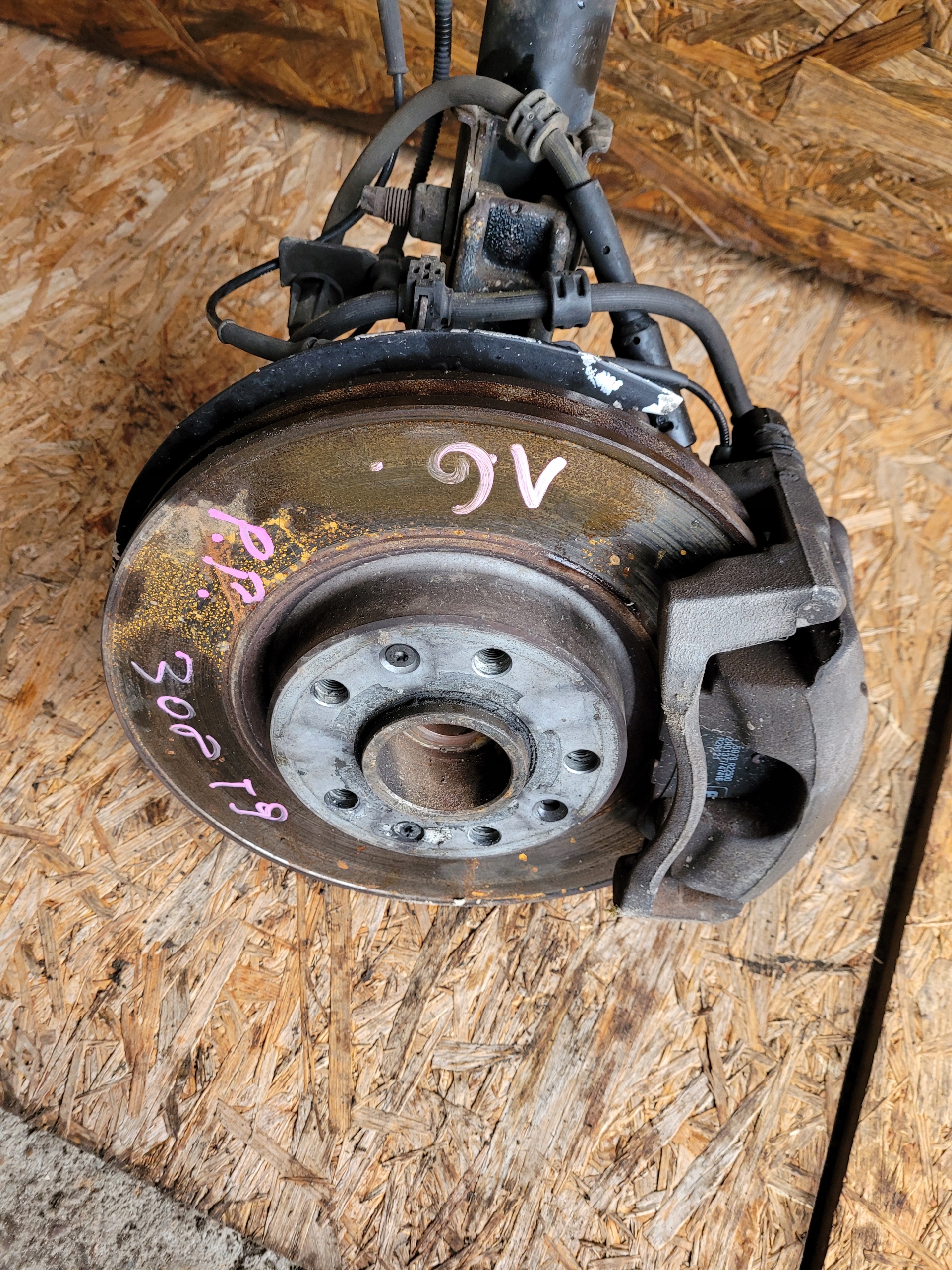 McPherson swing right PEUGEOT 308 T9 II 1.6