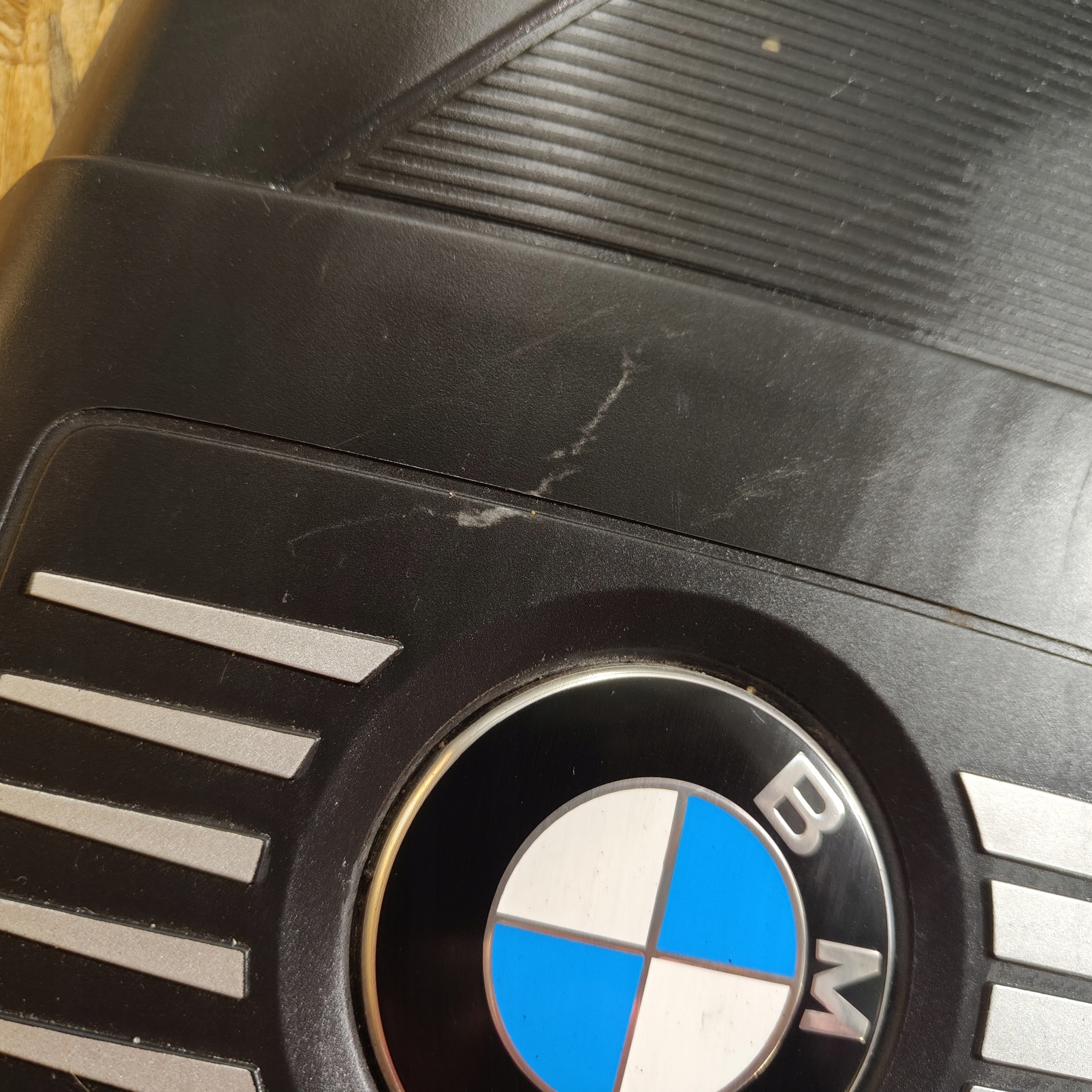 kryt MOTORU BMW 7823215