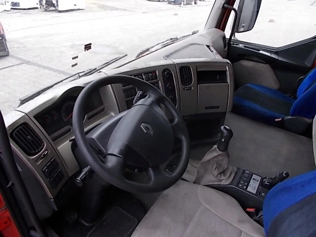 RENAULT PREMIUM 450 DXI KABINA KOMPLETNA MANUAL Color red