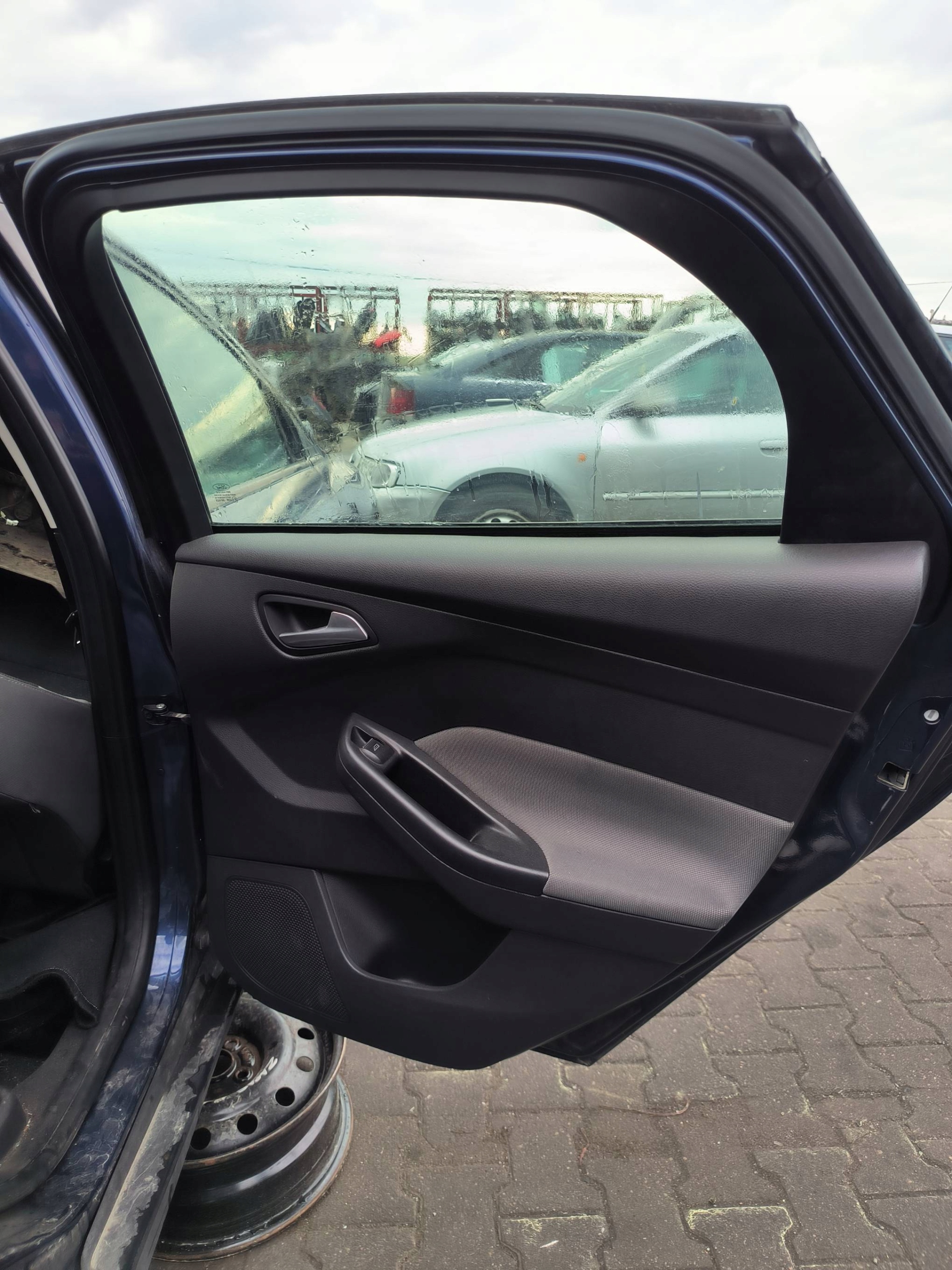Tür rechts heck DYB (INK BLUE) FORD FOCUS MK3