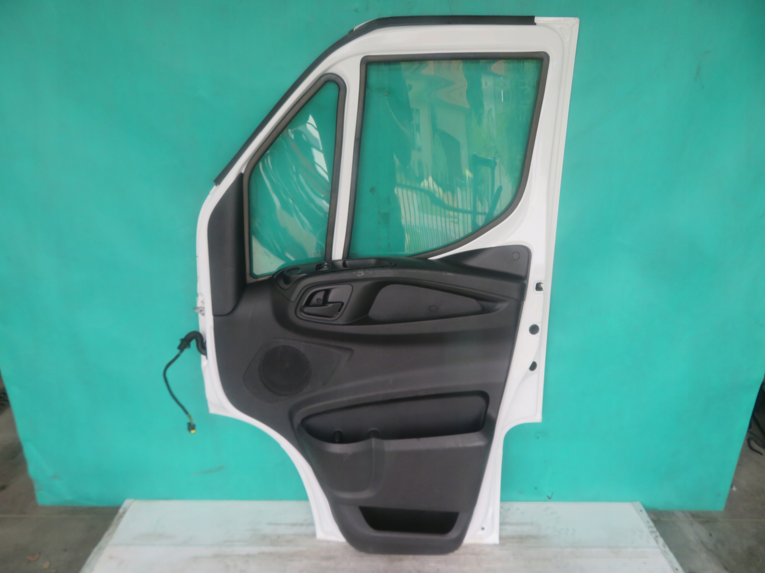 door right front IVECO DAILY 17R