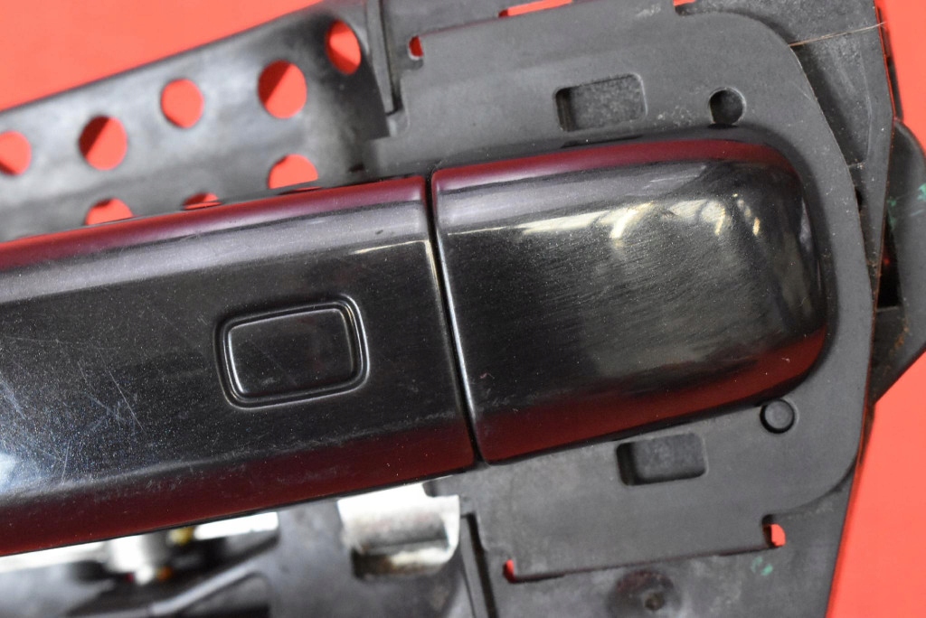 handle left rear part rear LZ9Y 8T0837885 AUDI Q5 8R 08-12