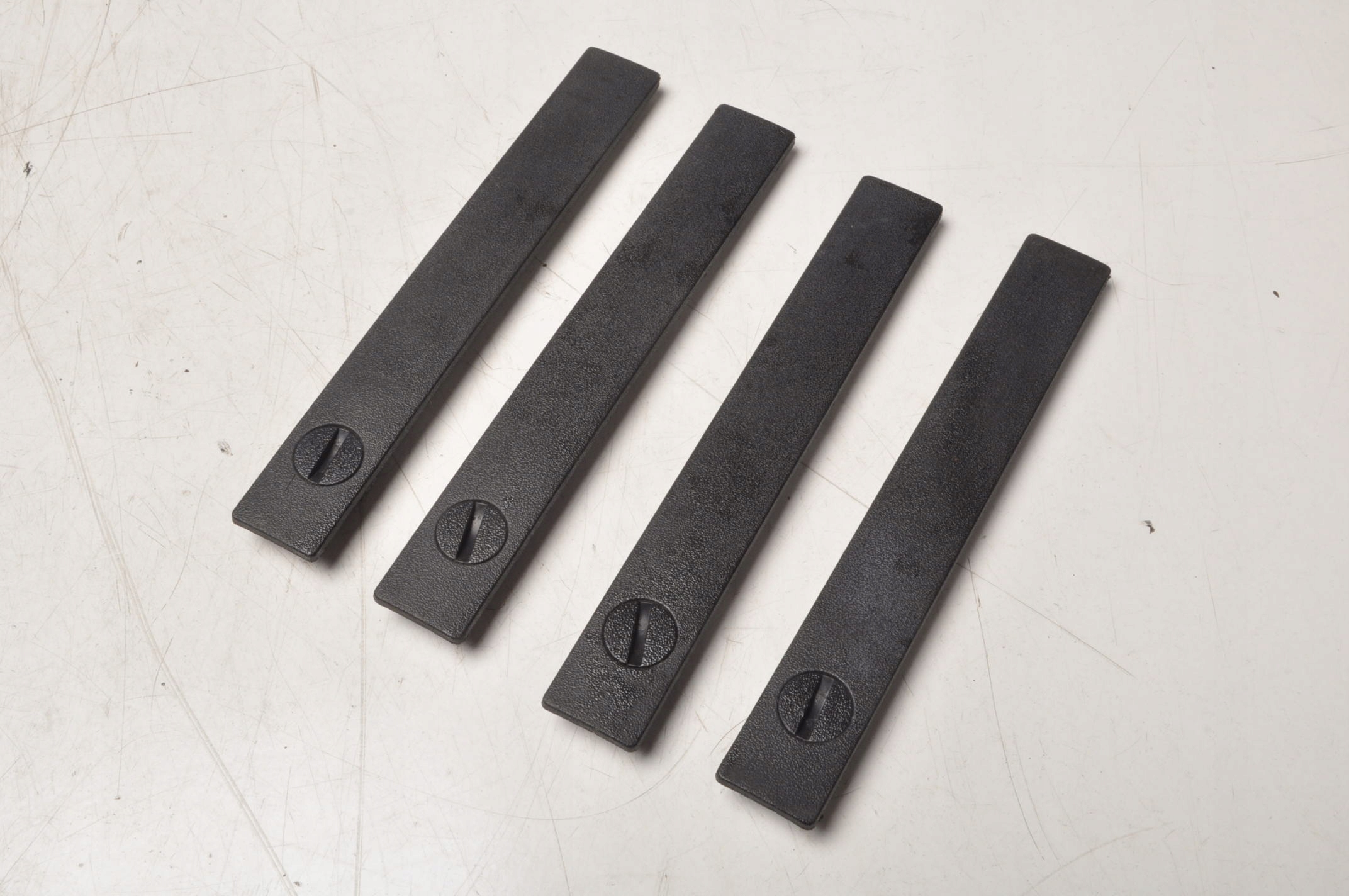 FORD FOCUS II MK2 C-MAX ZAŚLEPKA RELINGÓW LISTWY DACHU