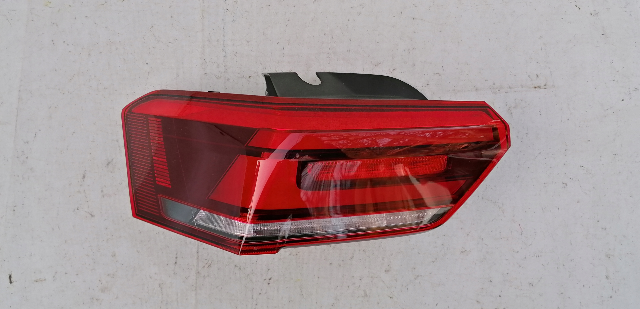 vw id.3 ID3 фонарь led левый задний 10A945095B