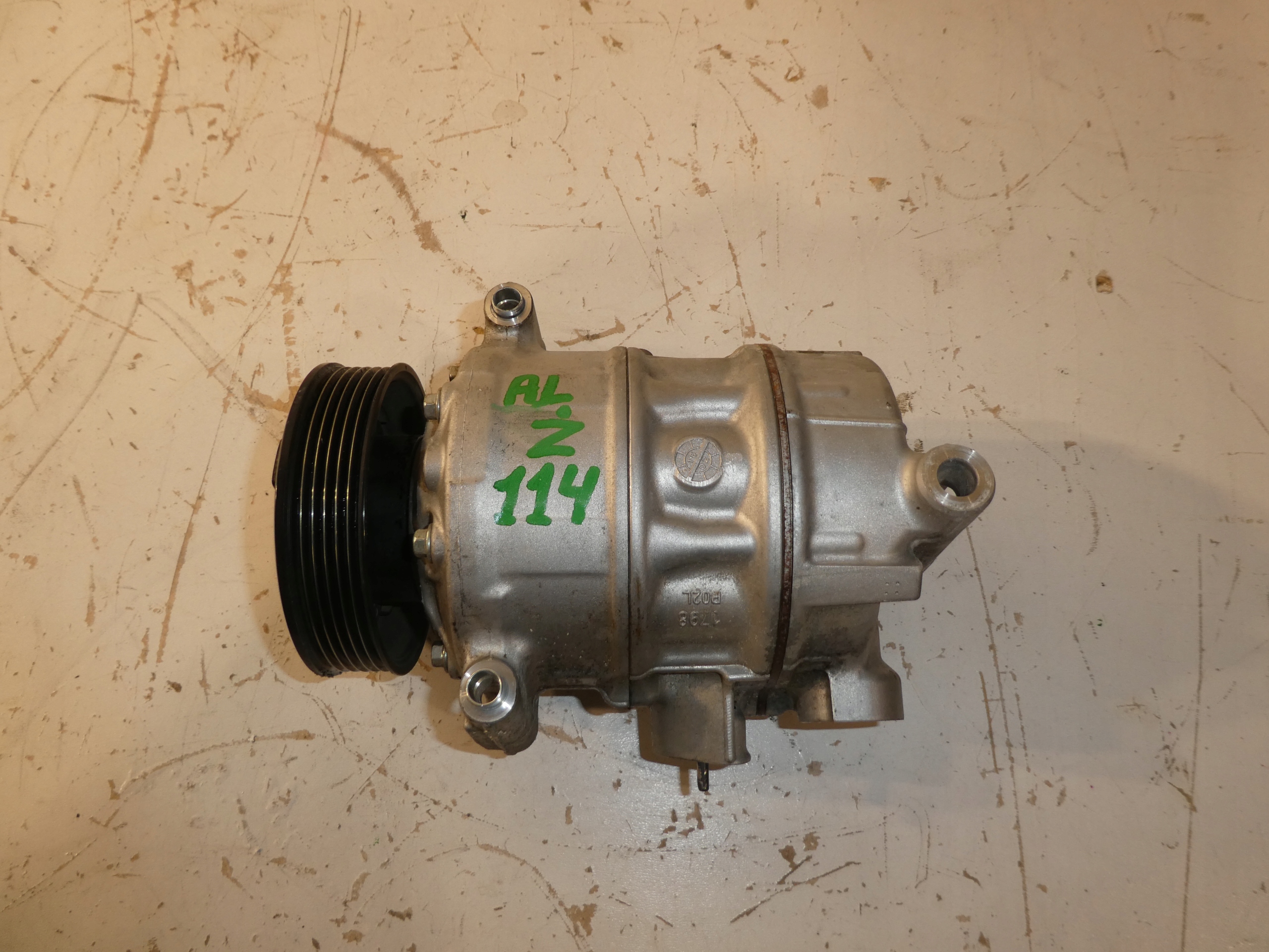 VW SKODA AUDI SEAT compressor compressor; KLIMATYACJI 7N0816803D