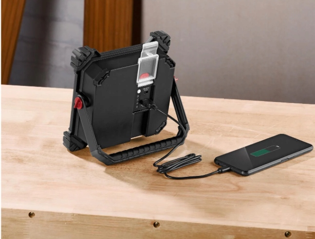 АКУМУЛЯТОРНИЙ СВІТЛОДІОДНИЙ ПРОЖЕКТОР, PARKSIDE LED PALA 4000 A 4000 лм, бренд Parkside