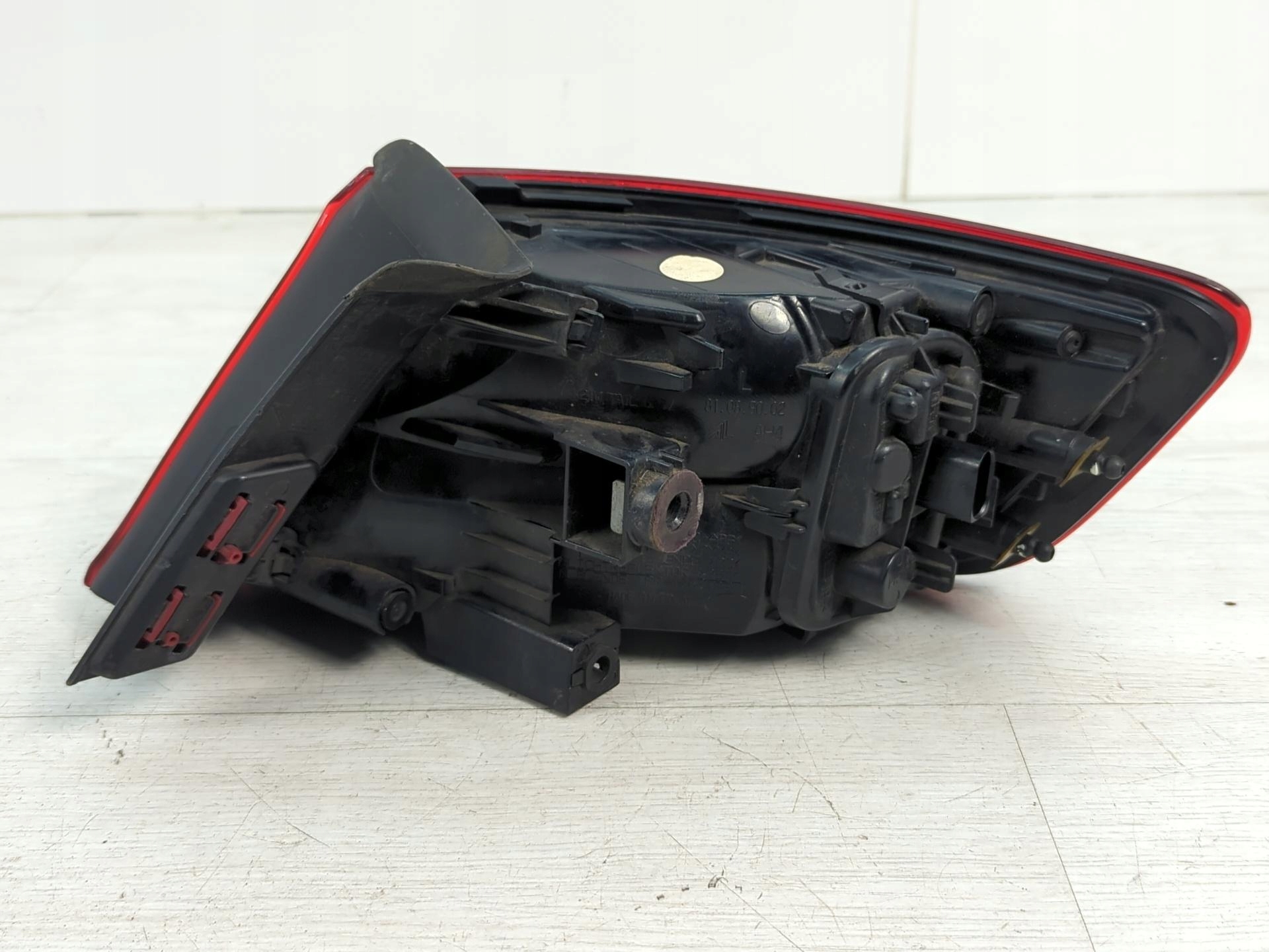 фонарь левый led A3 8V SPORTBACK 8V4945095
