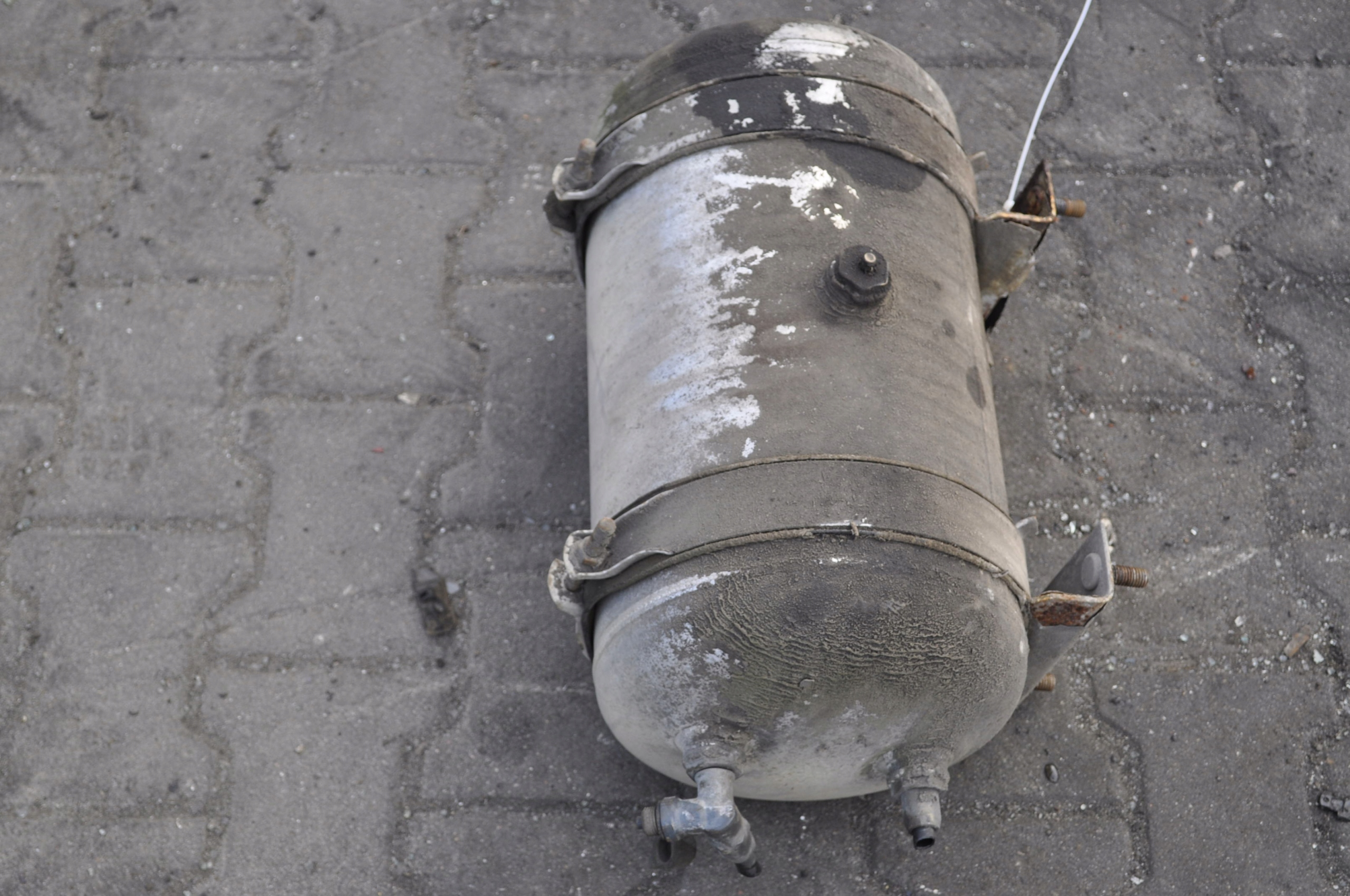 IVECO STRALIS 420 ZBIORNIK POWIETRZA Part manufacturer Other