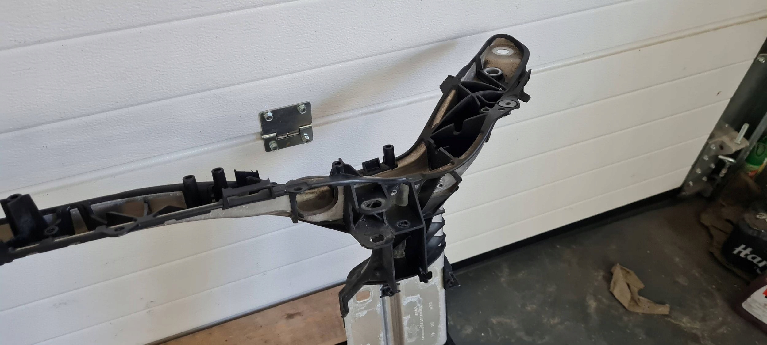 A6 C8 4K Traverse de fer Armature 4K0805594 A7 4K