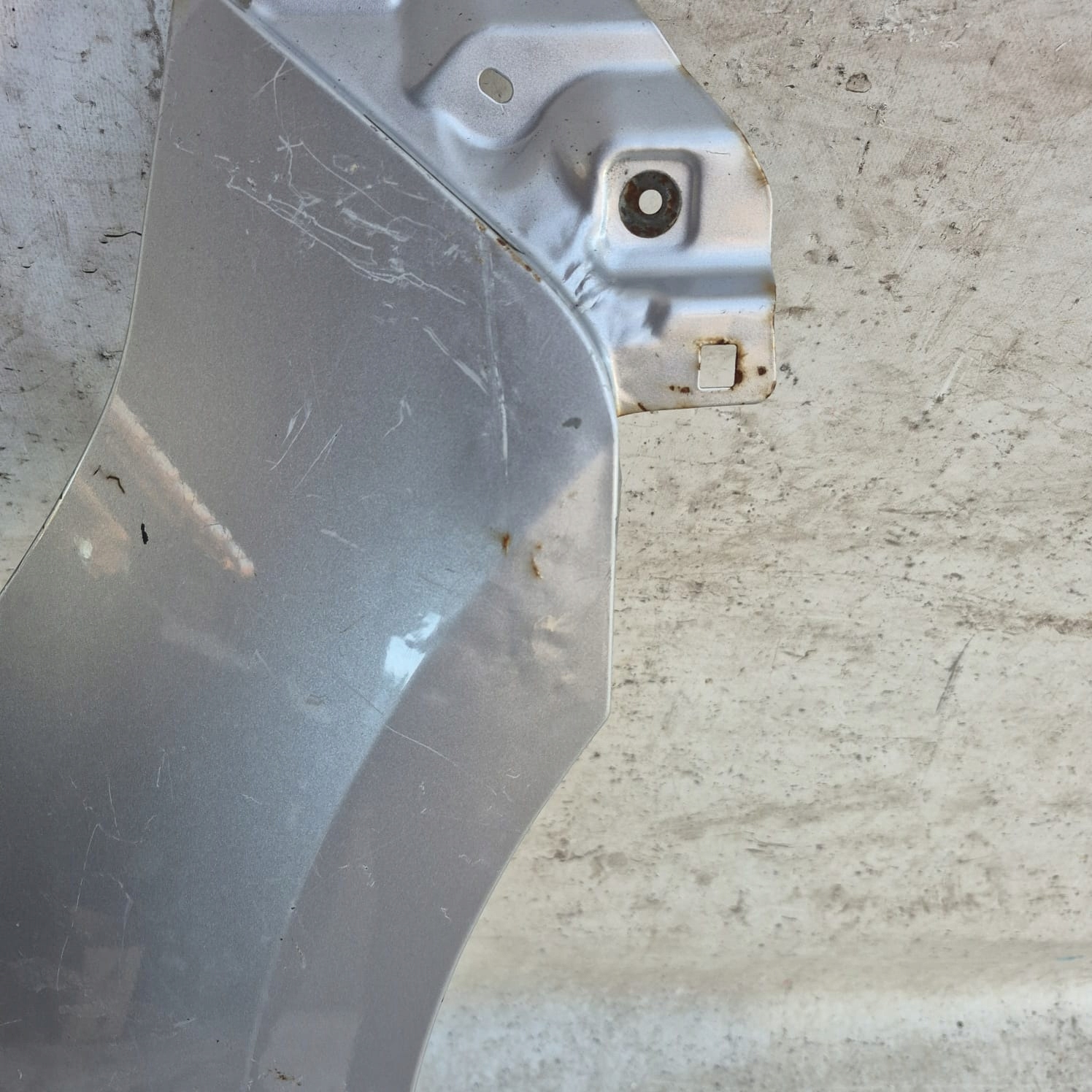 MAZDA 5 and 05-10 fender front front right