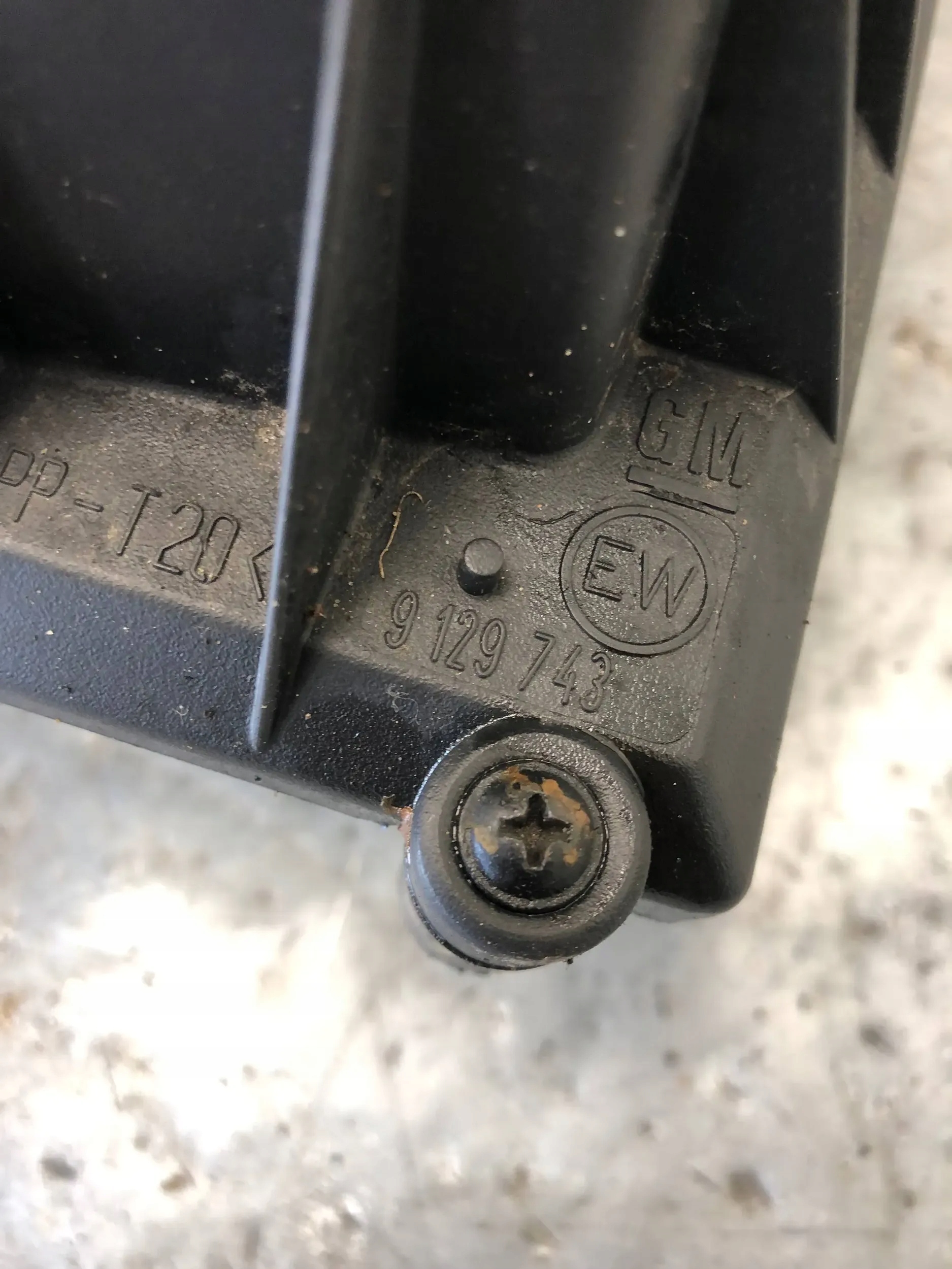 Gehäuse filter luft OPEL MERIVA A 9129743