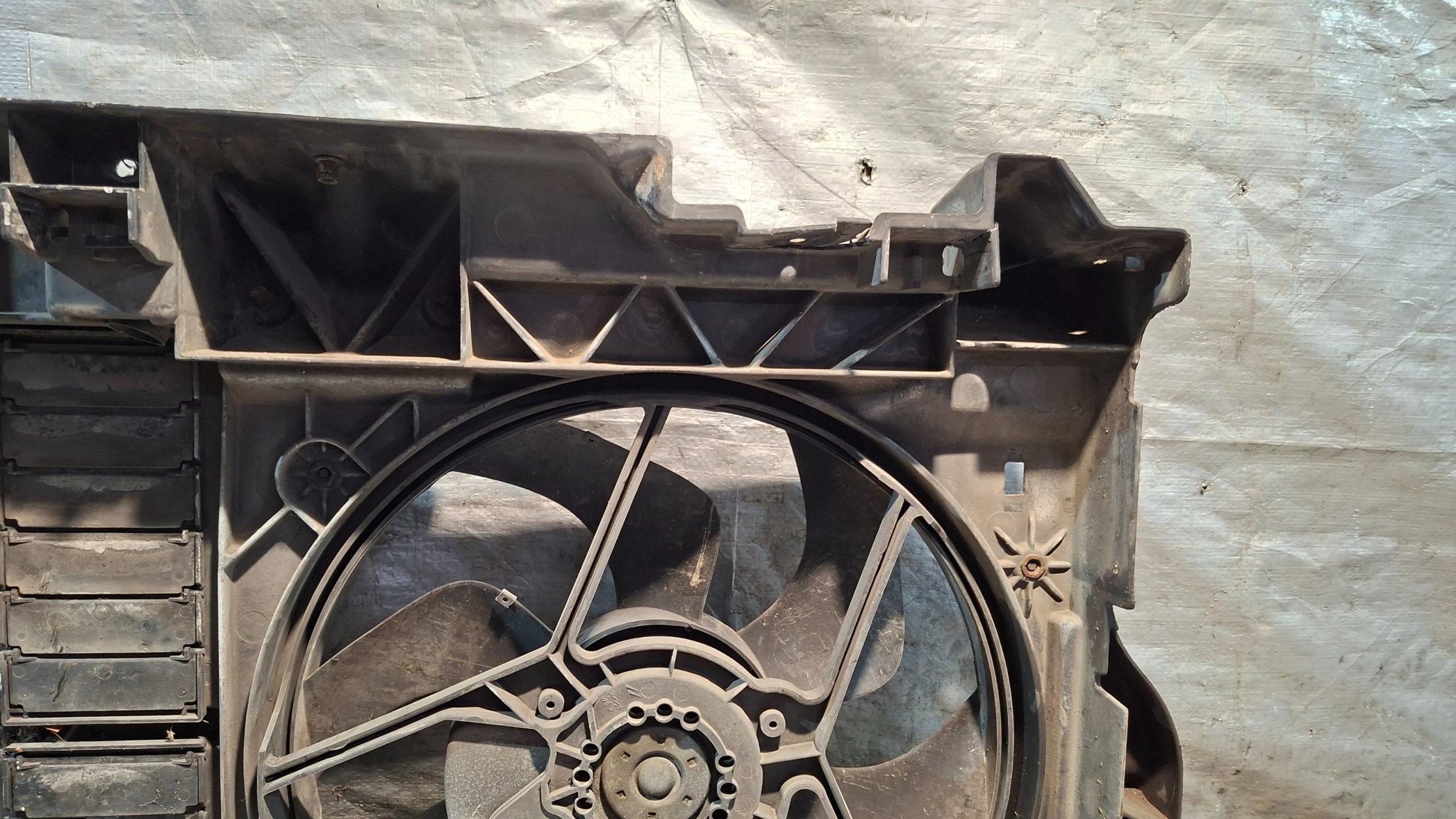 ventilátor chladiče napínací pás PEUGEOT 407 1.6HDI