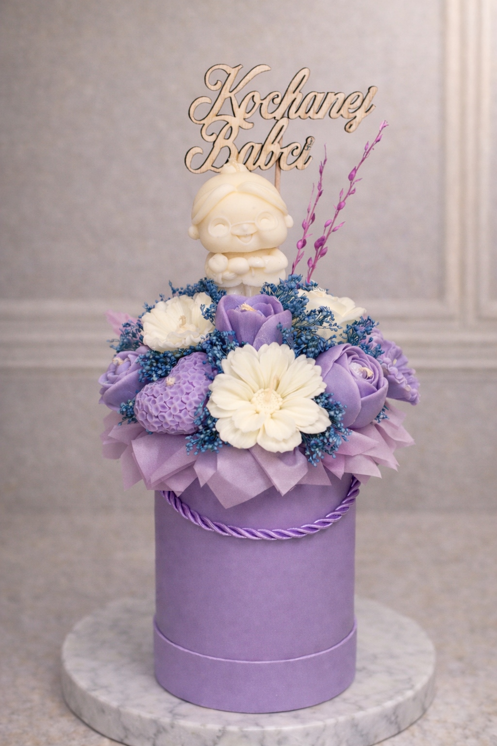 Dárek K Den Prarodičů Flower Box Ze Sójových Svíček Věčná Kytice