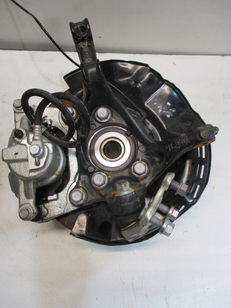 swing swings LEXUS UX 1,8HYBR front