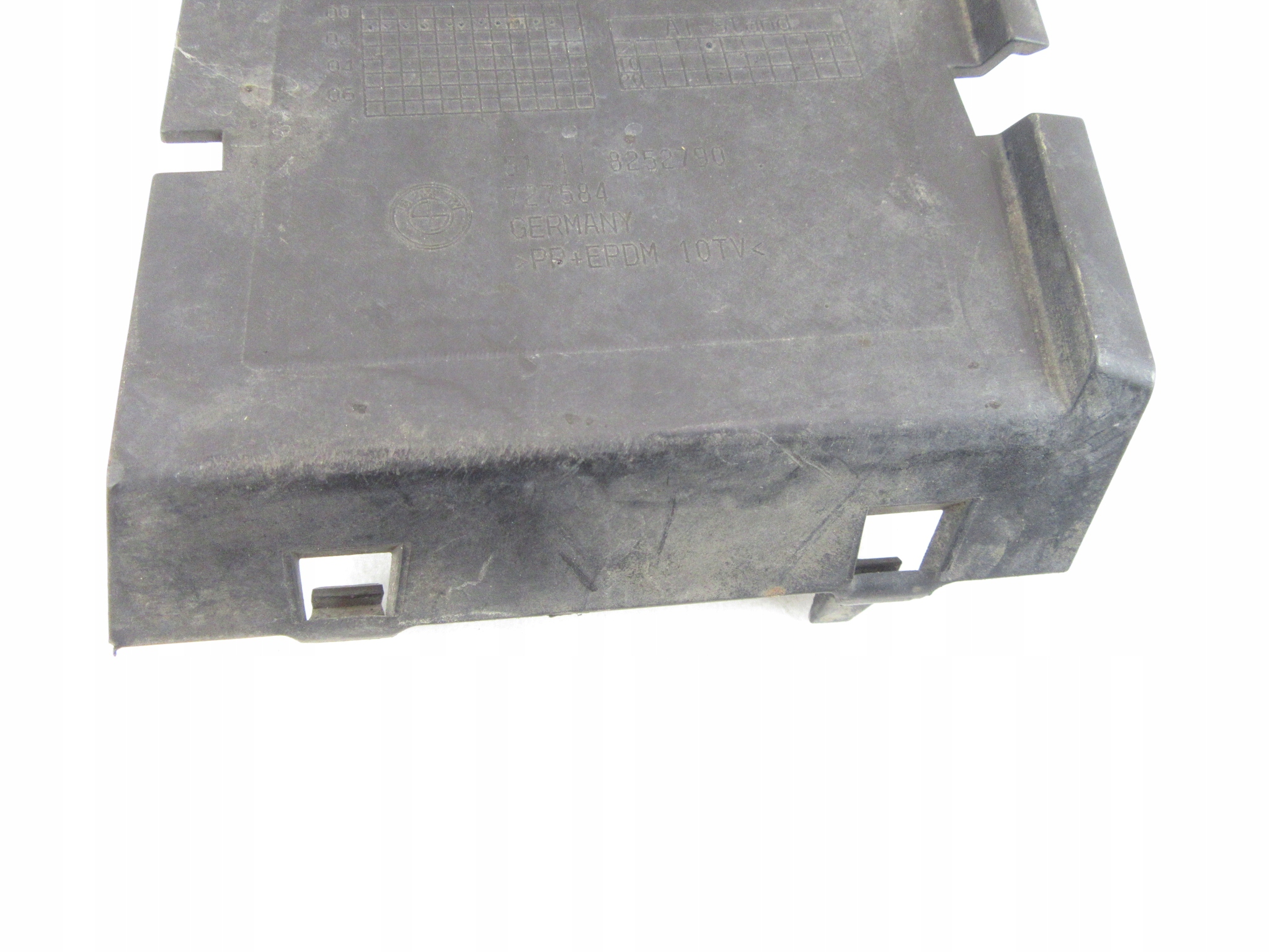 cover kanalu air right front BMW e46 COMPACT