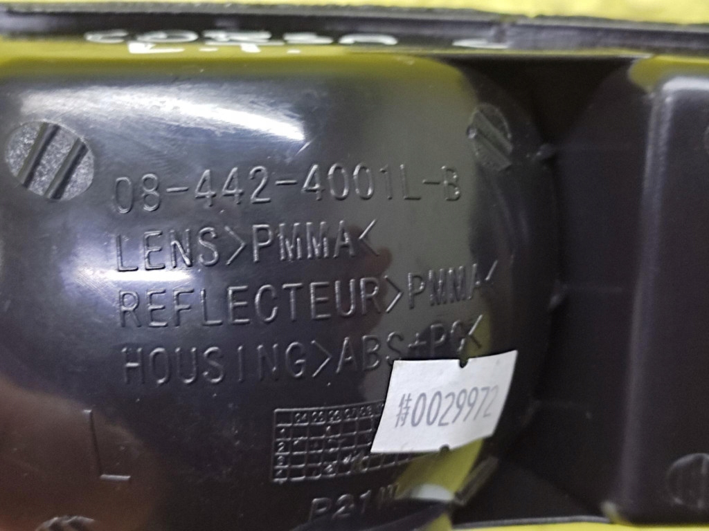 OPEL CORSA C Licht Nebelscheinwerfer links heck 084424001L