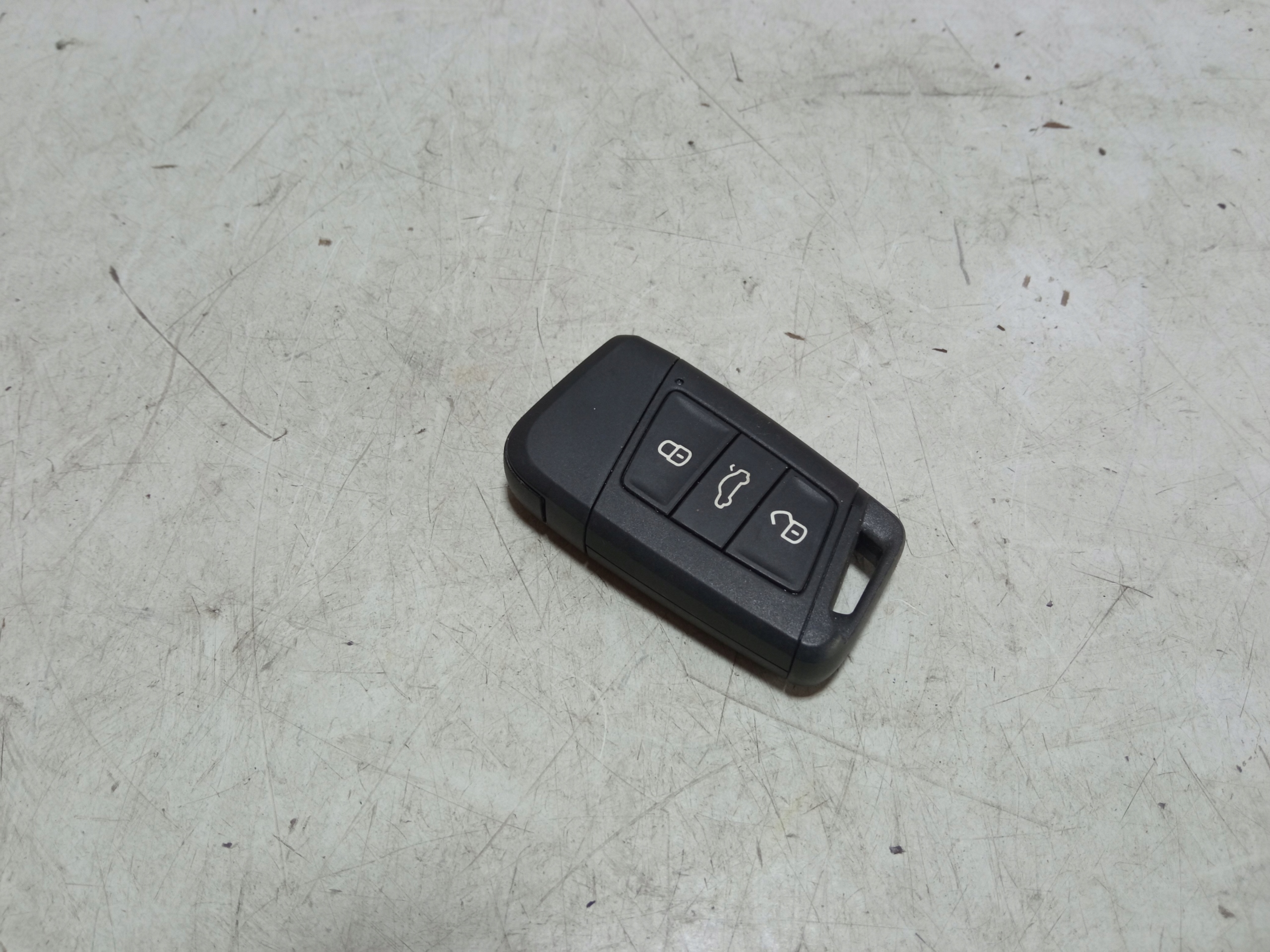 SKODA KAROQ LIFT KLUCZYK PILOT KEYLESS