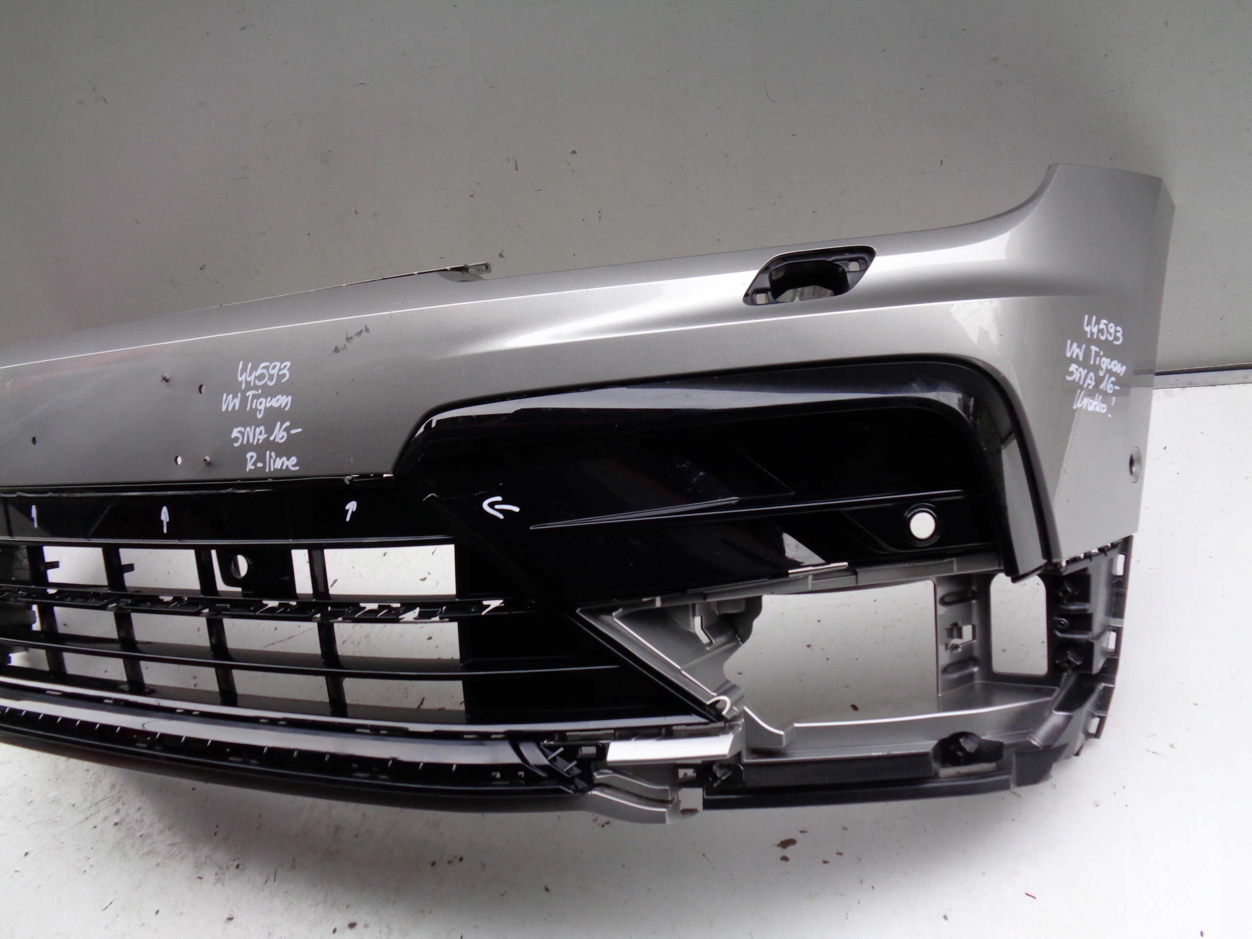 front bumper VW TIGUAN 5NA 16- R-LINE NR 44593