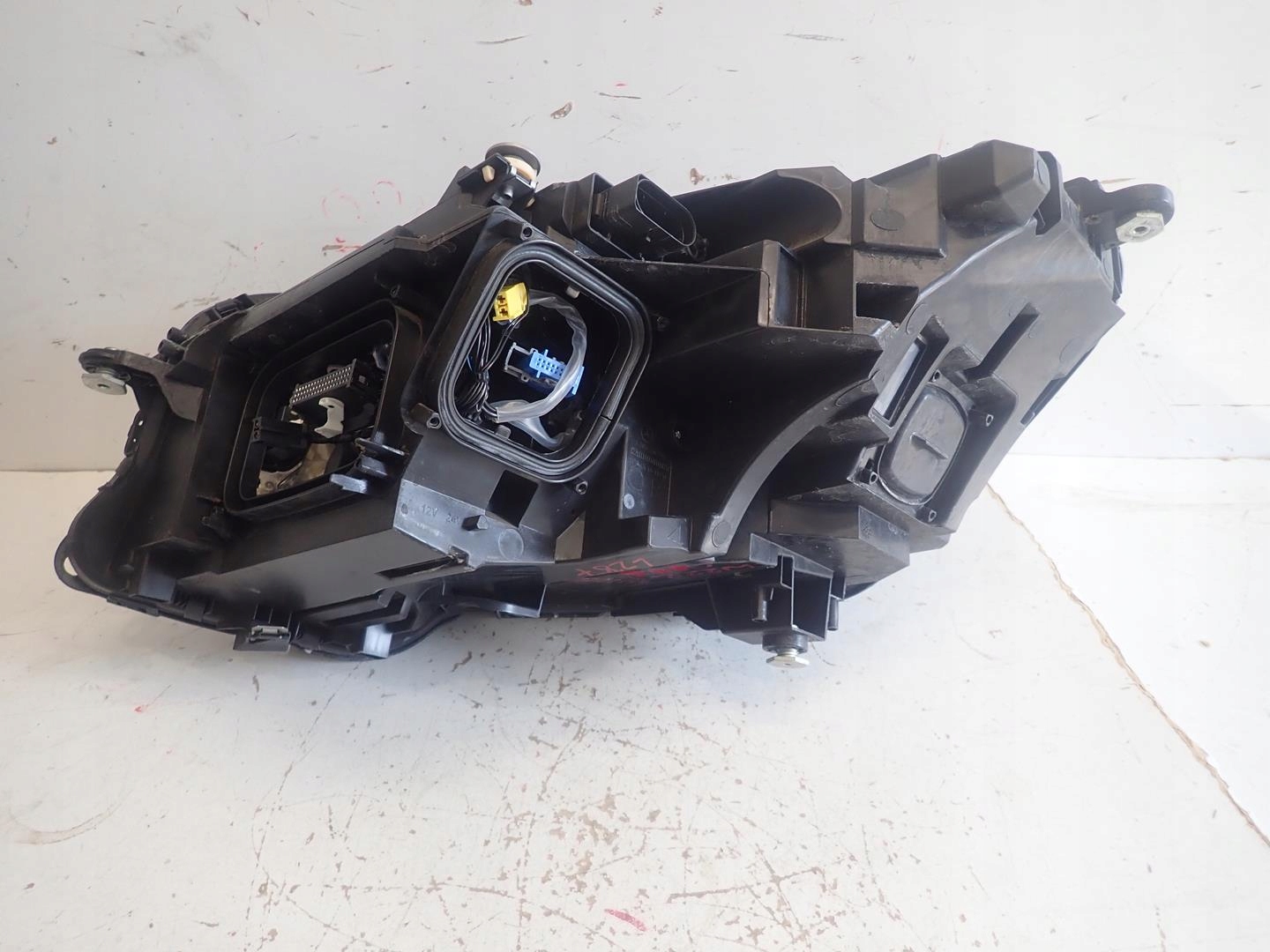 Lampa przód prawa MERCEDES S-KLASA W222 FULL LED Numer katalogowy części A2228201159