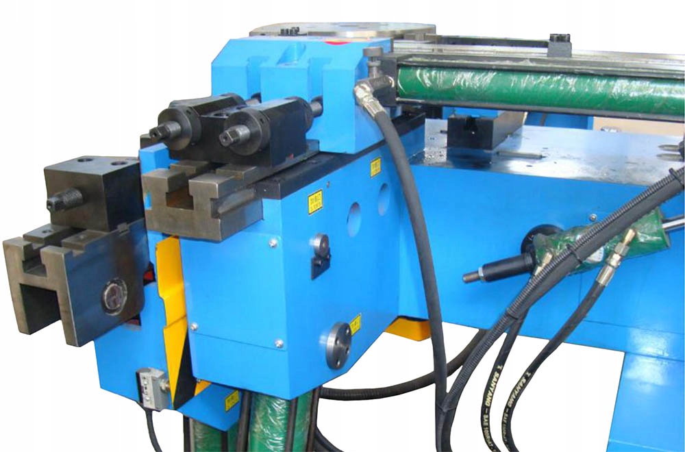 AUTOMATYCZNA GIĘTARKA TRZPIENIOWA CNC 76CNC DO RUR I PROFILI FI 76x4 mm Model 76CNC