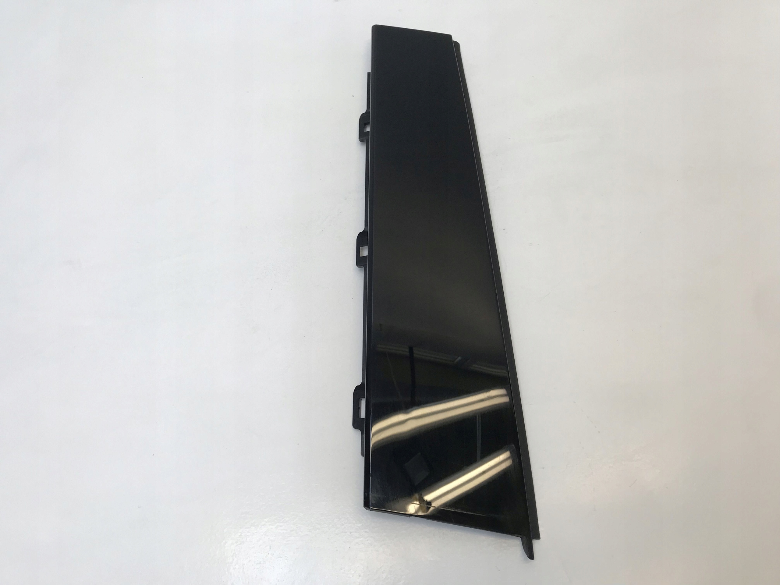 8Y0839902 - AUDI A3 8y 2021 накладка на заднюю правую дверь