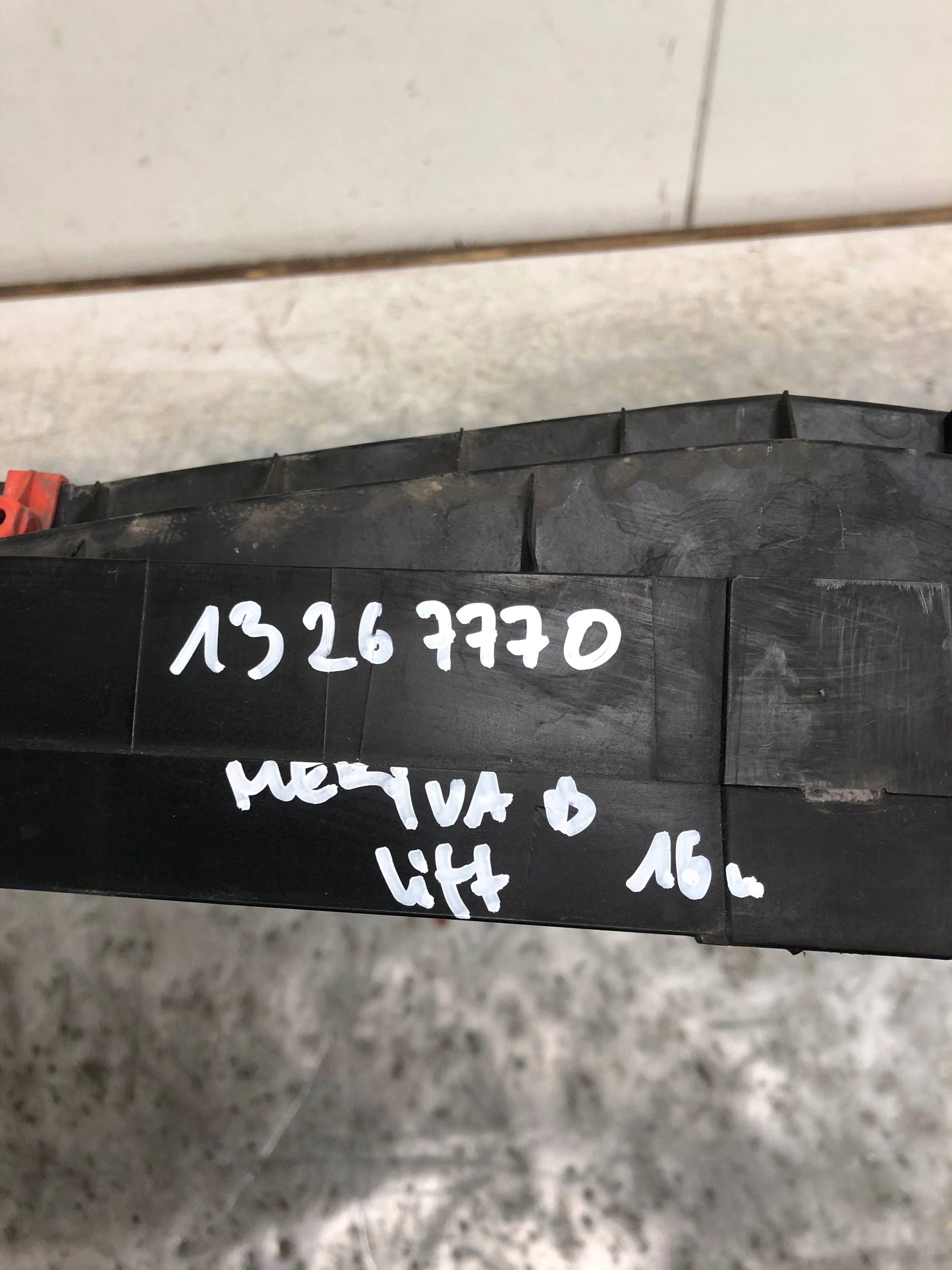 support wall support of the front OPEL MERIVA B LIFT 13267770