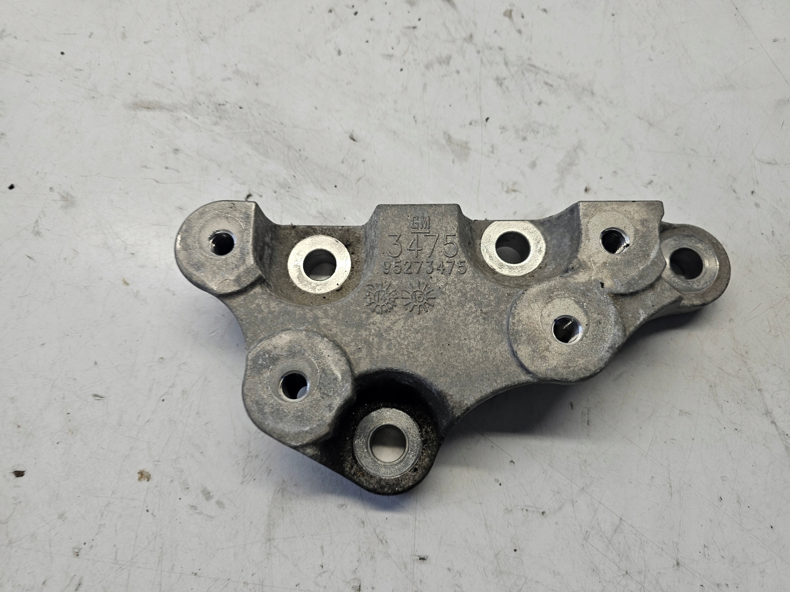 OPEL MOKKA holder holder console gearboxes AUTOMAT 95273475