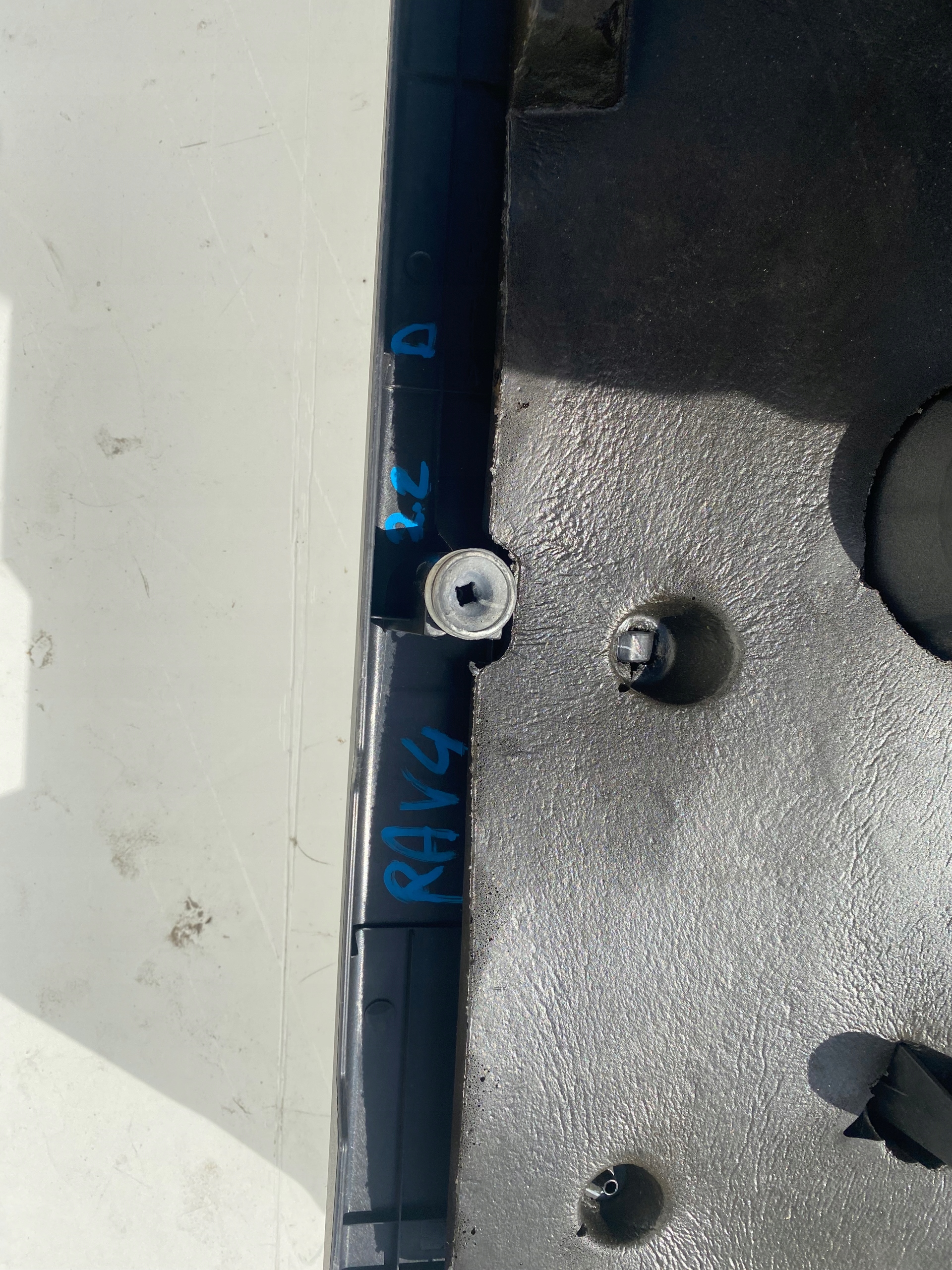 SILNIKA OSŁONA TOYOTA RAV-4 RAV4 2.2 2.0 D4D Producent części Toyota OE