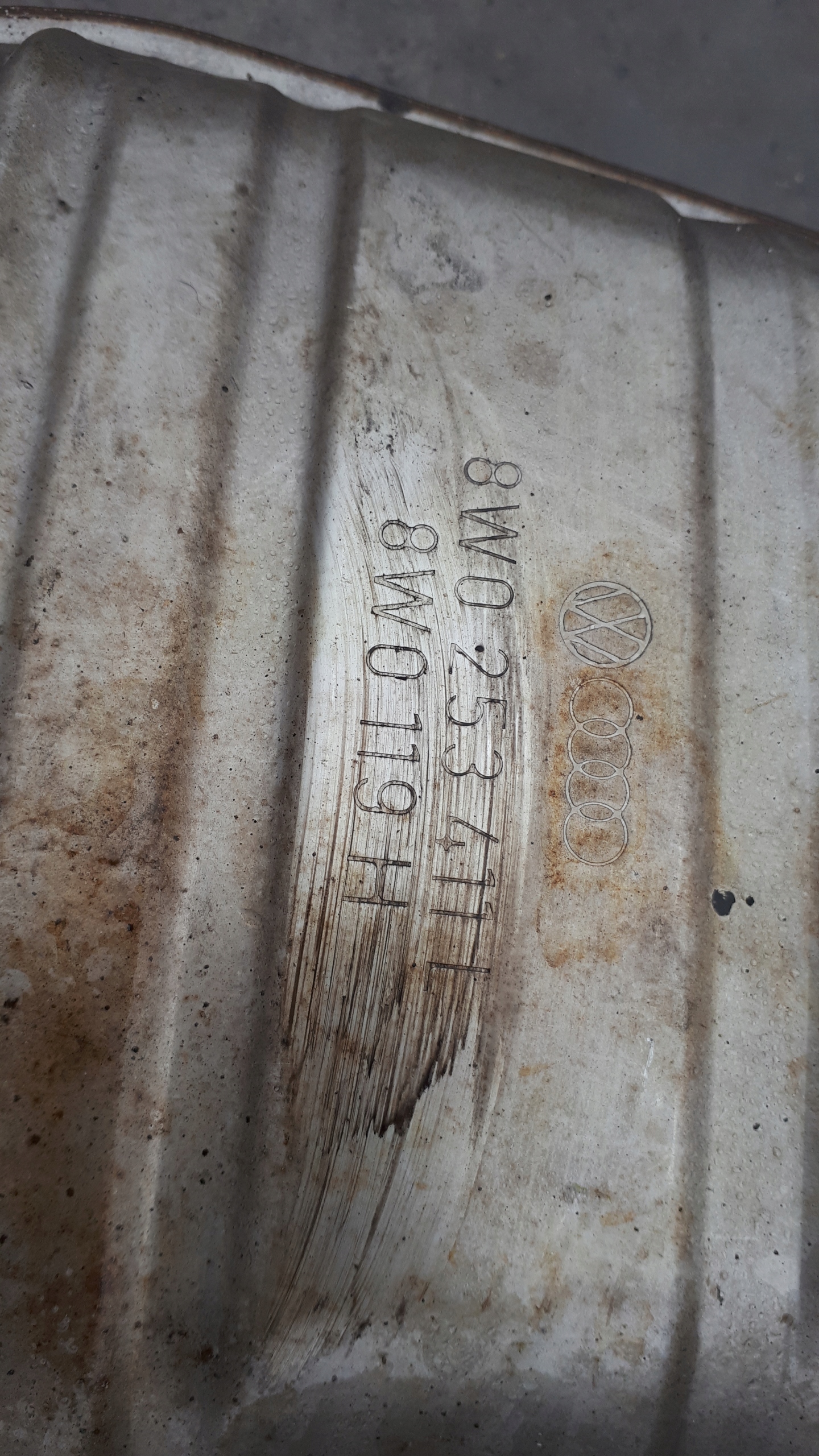 A4 B9 8W muffler, exhaust 3.0 TDI 8W0253411L