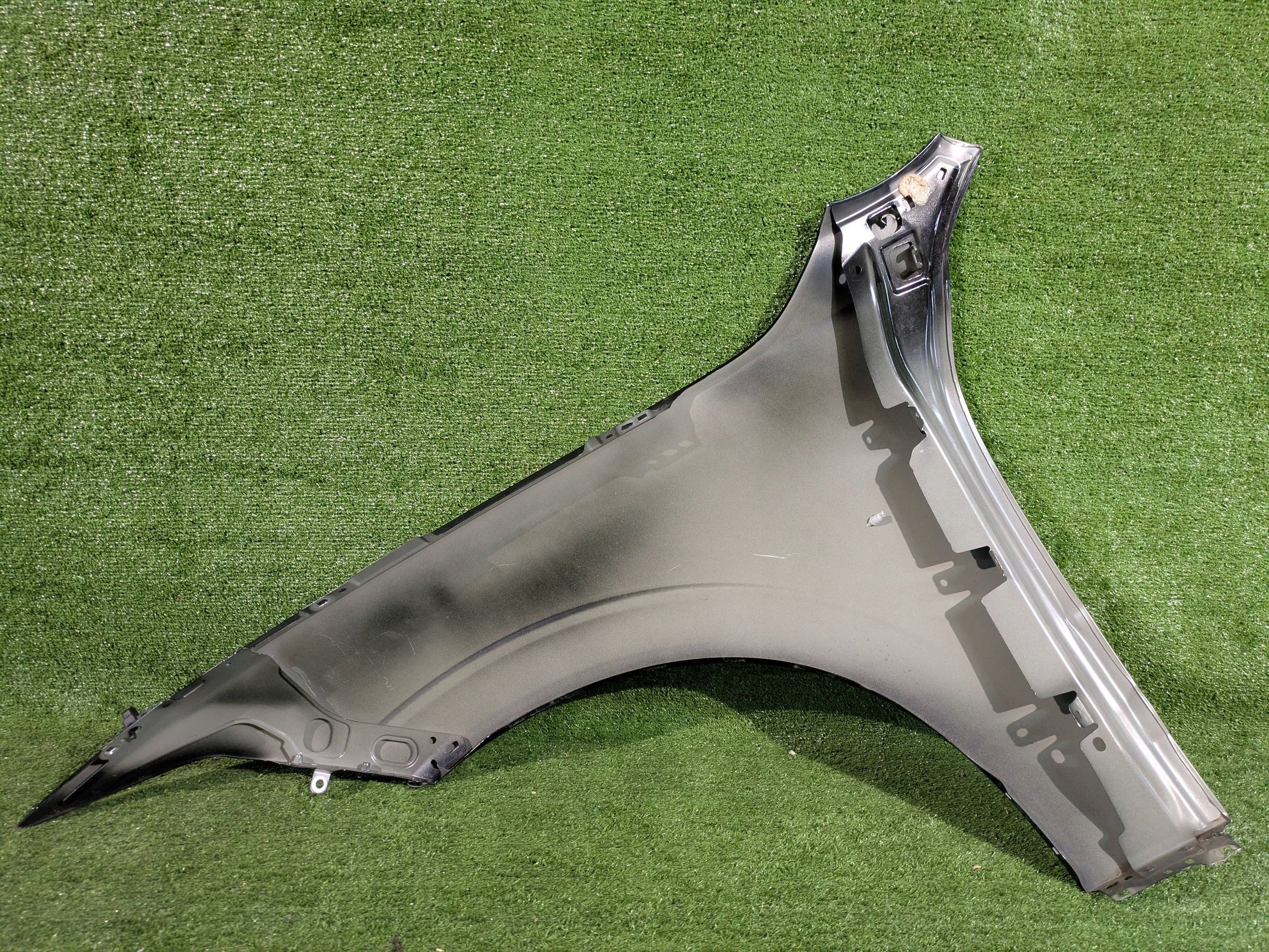 fender front right front VOLVO XC60 II NR.357