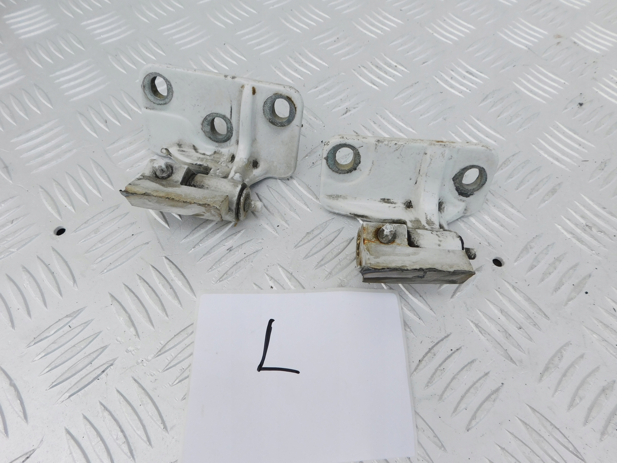 Mercedes Sprinter 906 VW Crafter hinge hinges door left front OEM