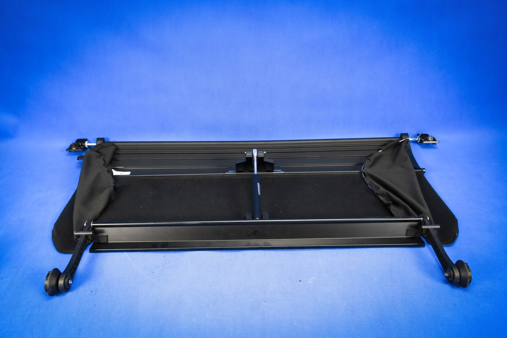plato rear Audi A3 S3 8V Cabrio 8V7825133A