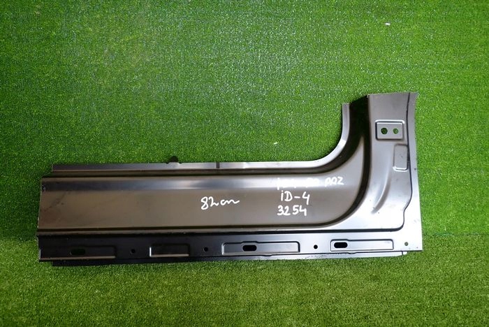 VW ID4 ID-4 threshold right front