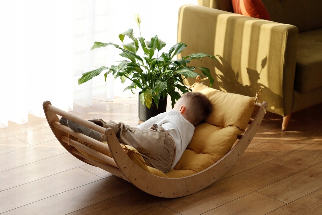 Poduszka na bujak Montessori czarna L Materiał pianka tkanina