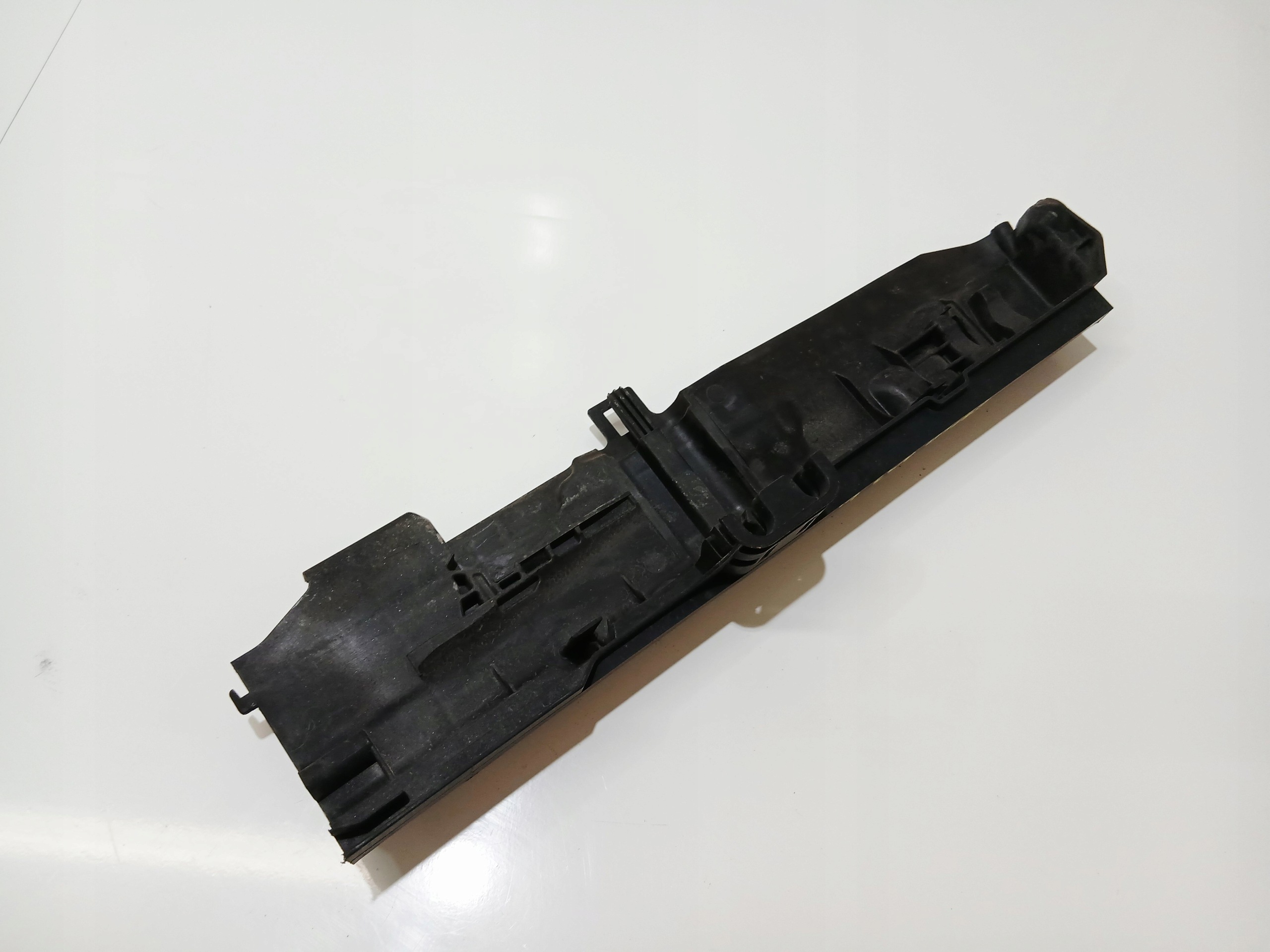 holder radiator left BMW E90 E91 E92 LCI 7524912