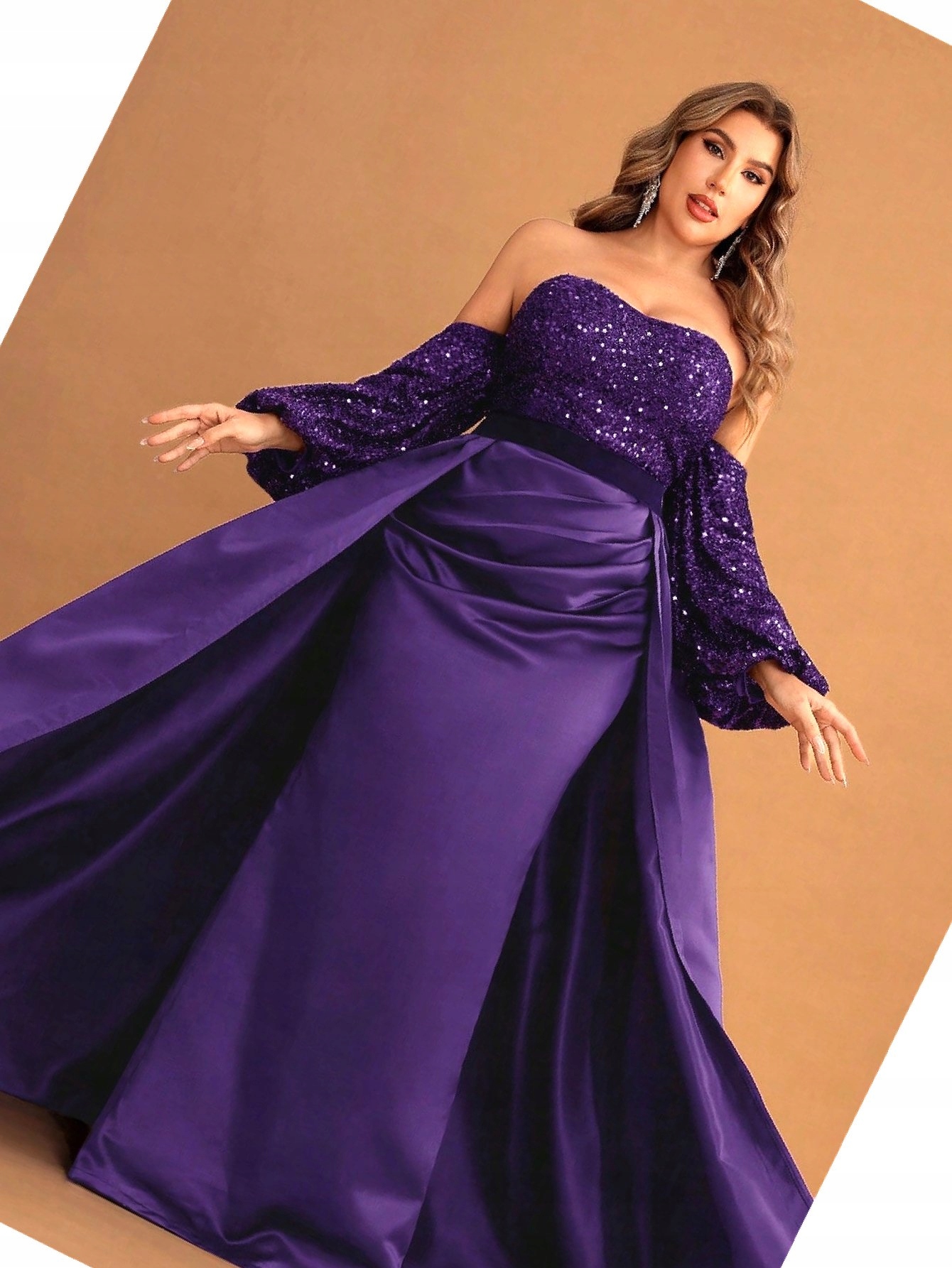 Saténová plesová šaty s pelerínou Giffniseti Flitrová 4XL 48