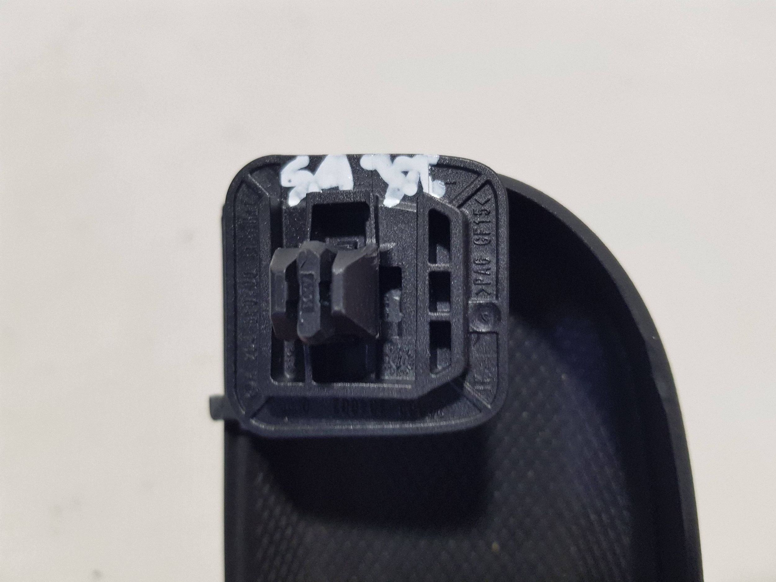 Mercedes W204 passenger compartment for okulary 2048100041