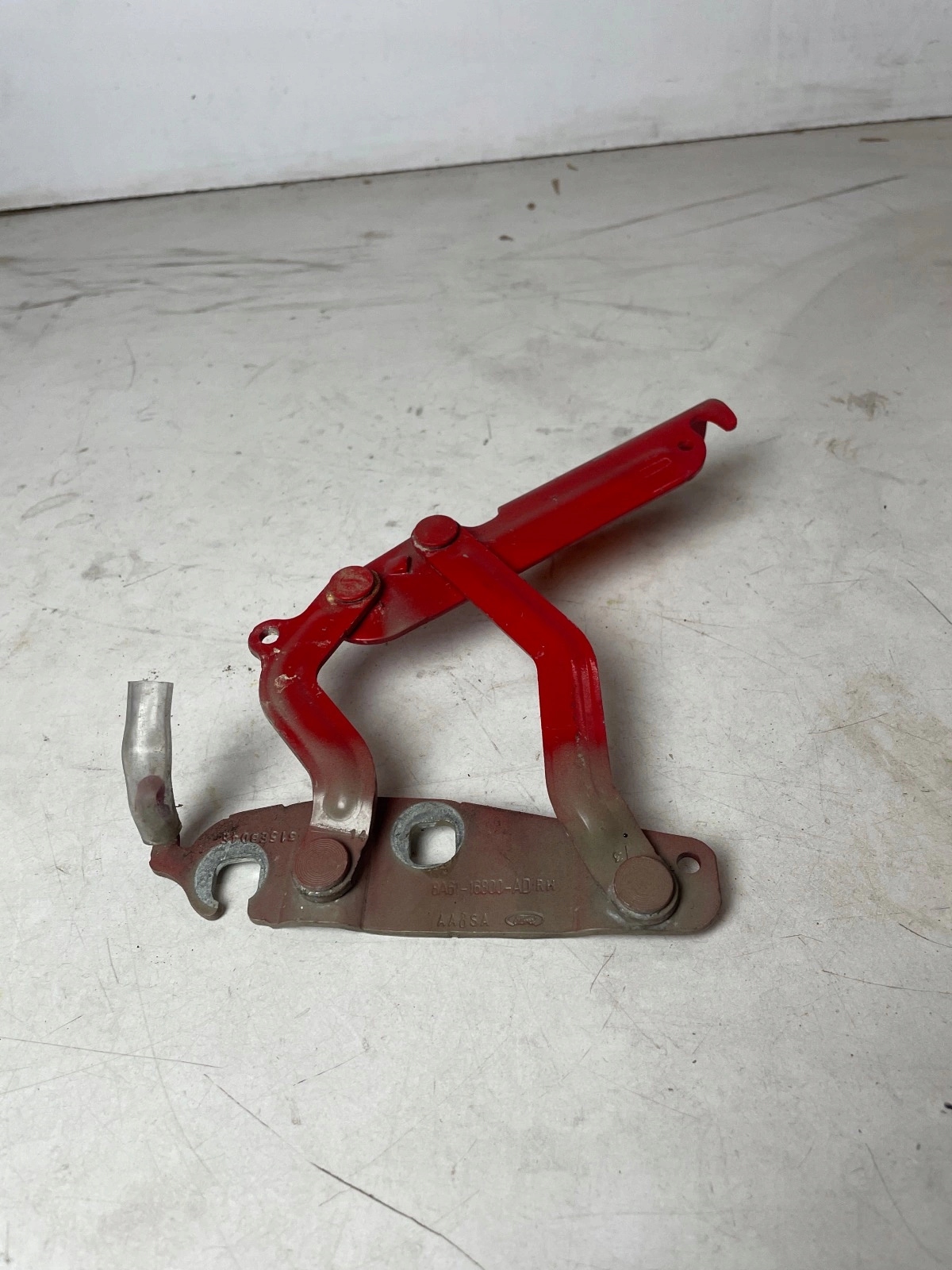 hinge bonnets front front right Ford Fiesta MK7