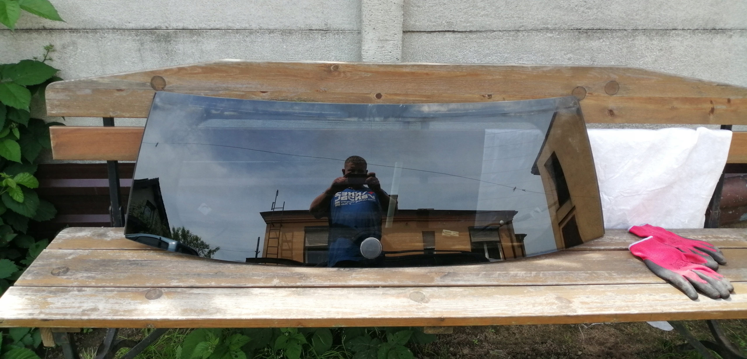 LEXUS CT СТЕКЛО В БАГАЖНИКЕ