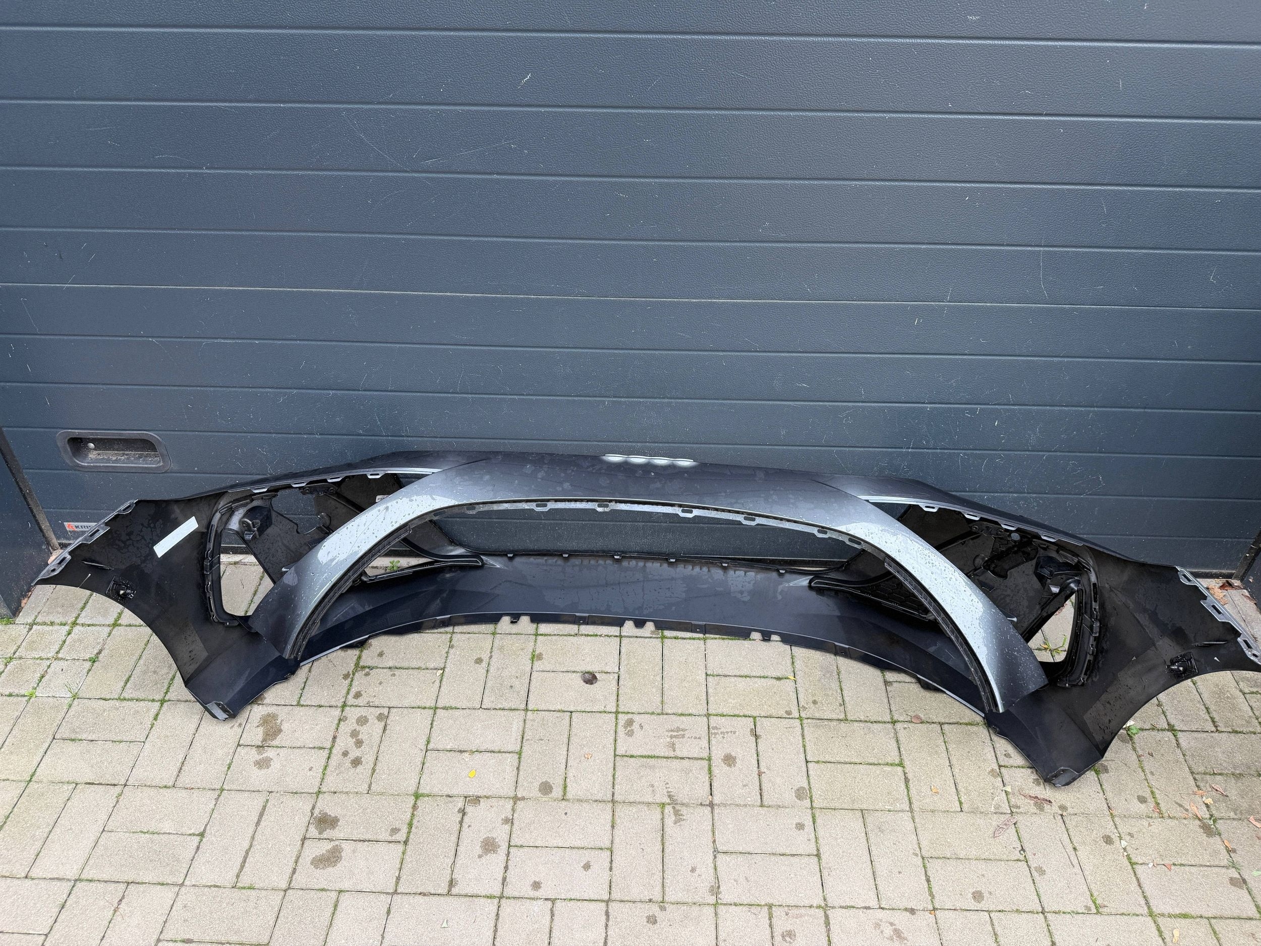 Audi A6 C9 4P S Line bumper front front