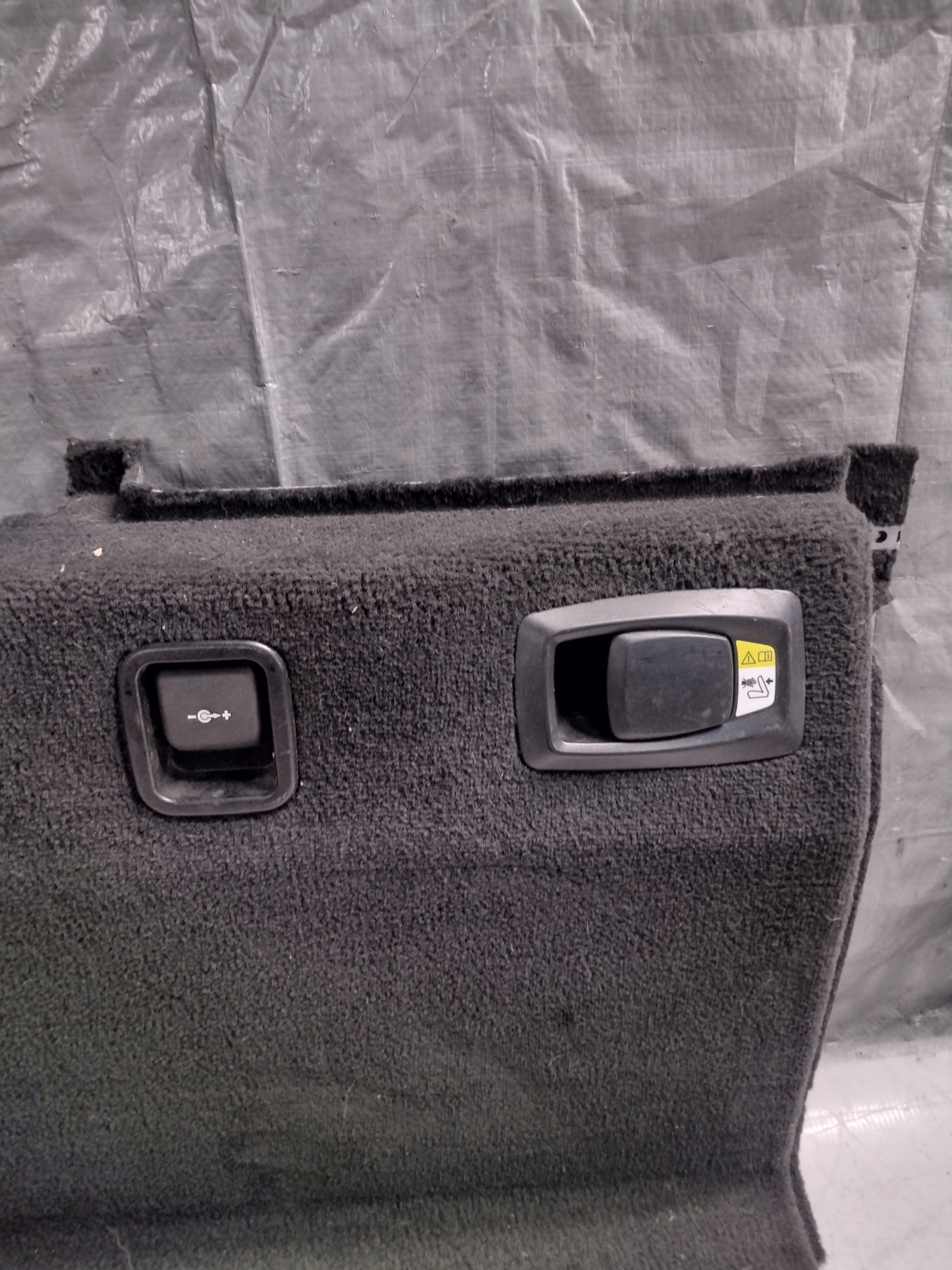 right upholstery boot BMW F11 9168496