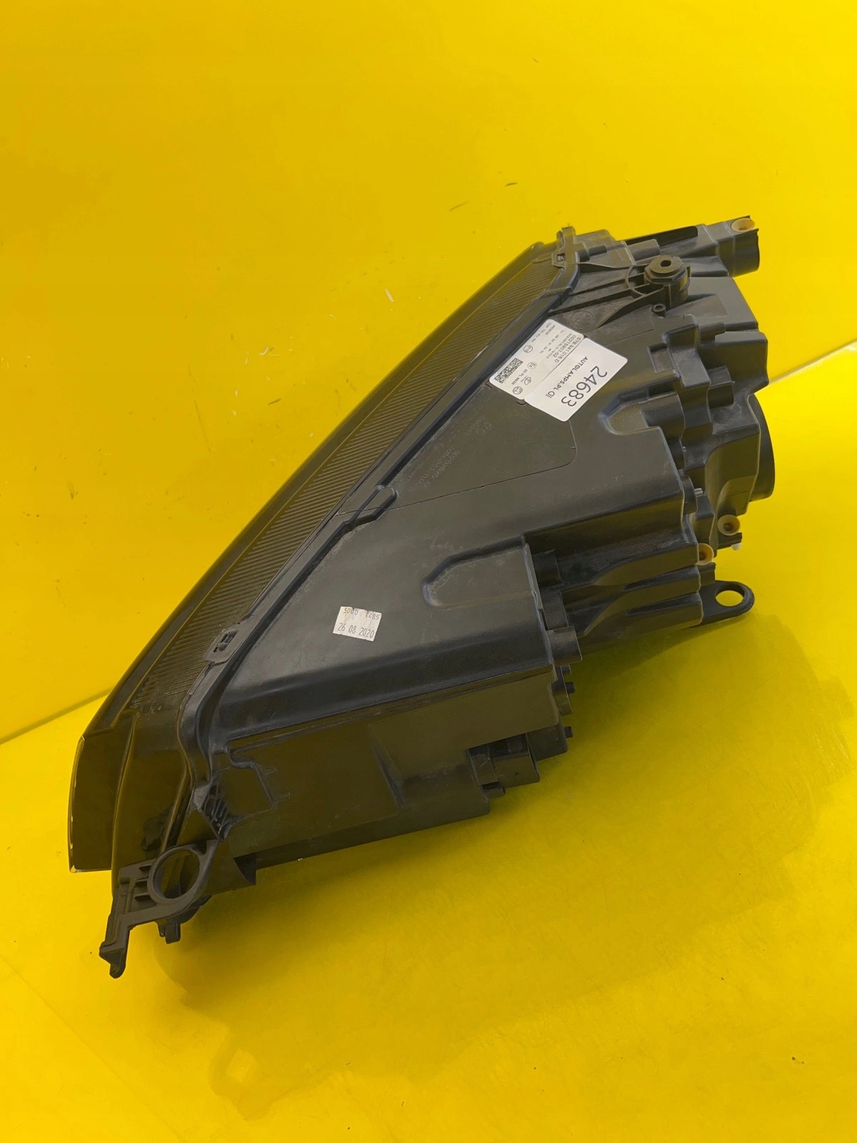light right Skoda Karoq Full Led 57B941016D