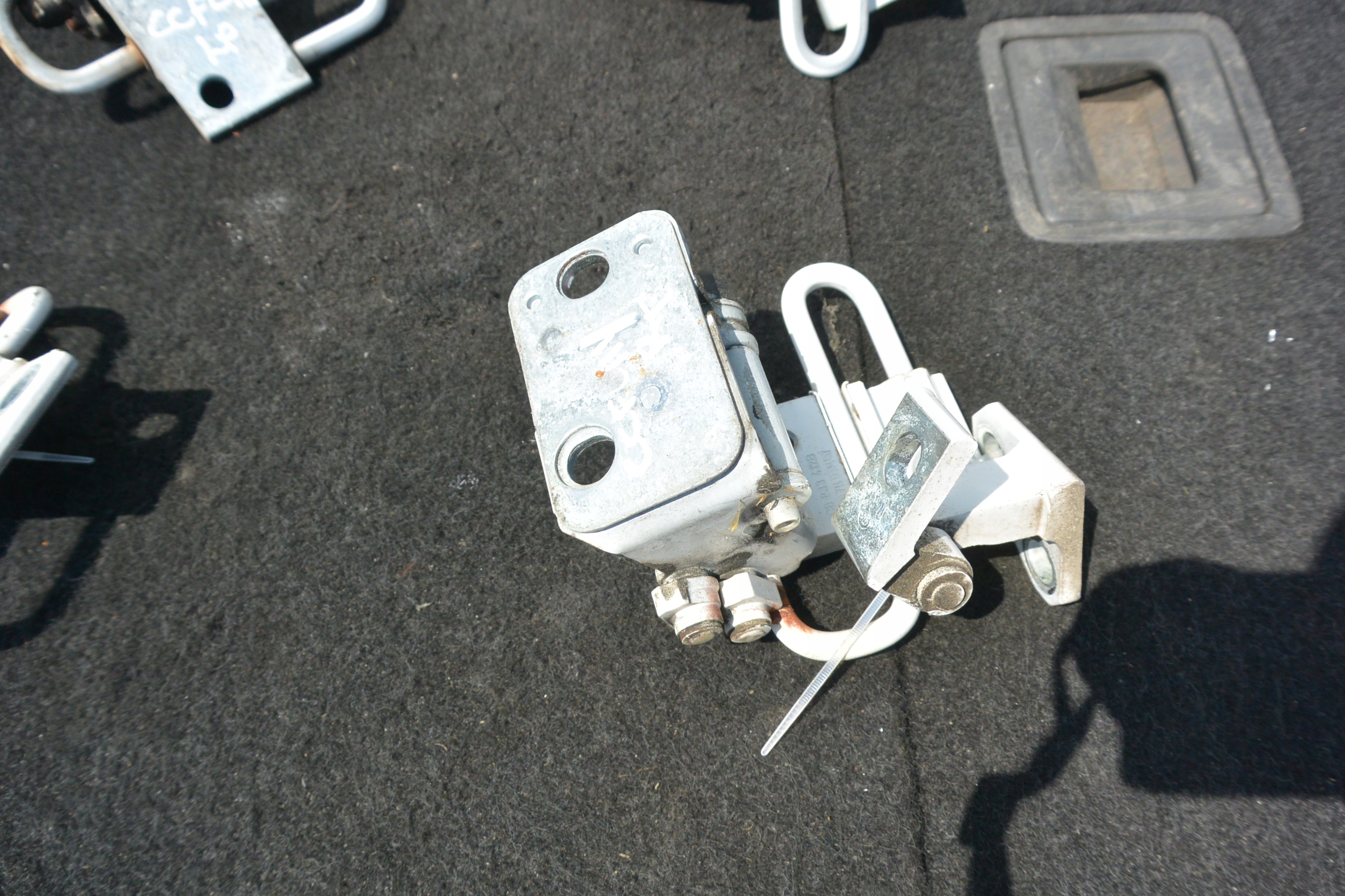 hinge door front right left VW PASSAT CC B7 original GORA DOL KPL