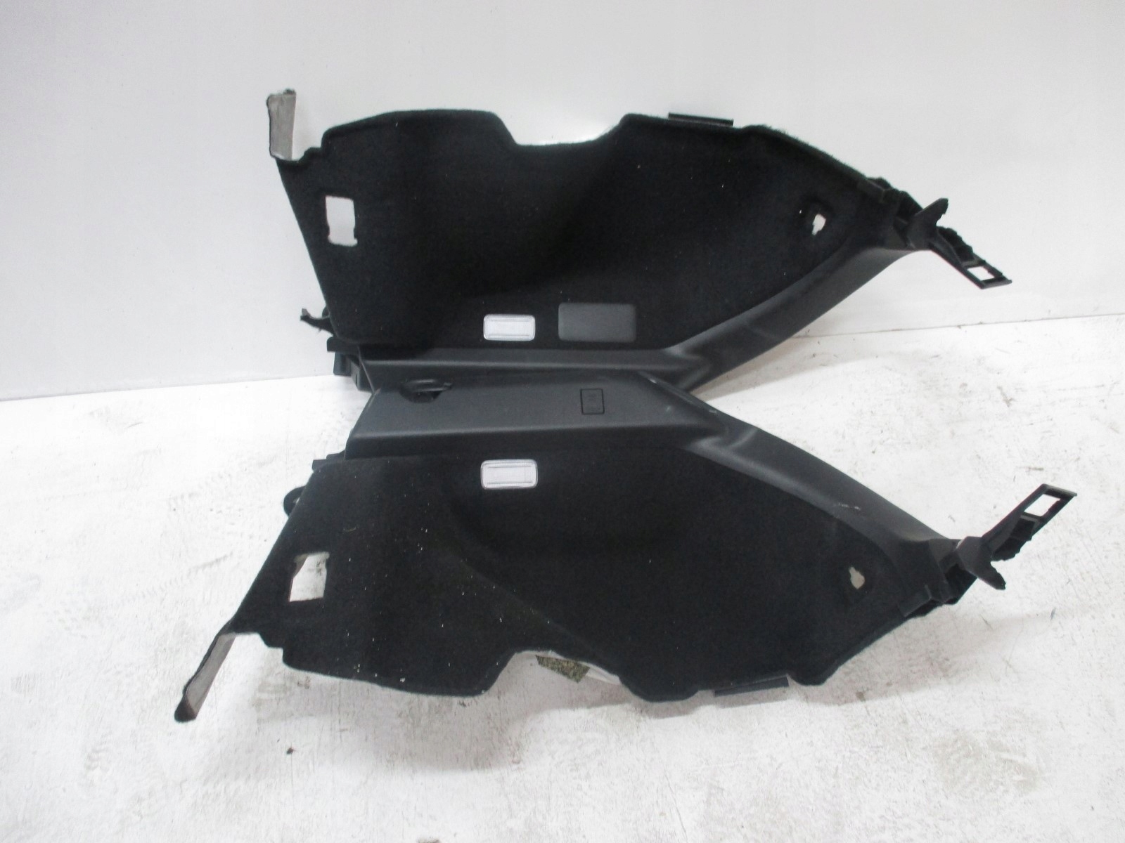 verkleidung Tür Seite LEXUS UX 64730-76630D