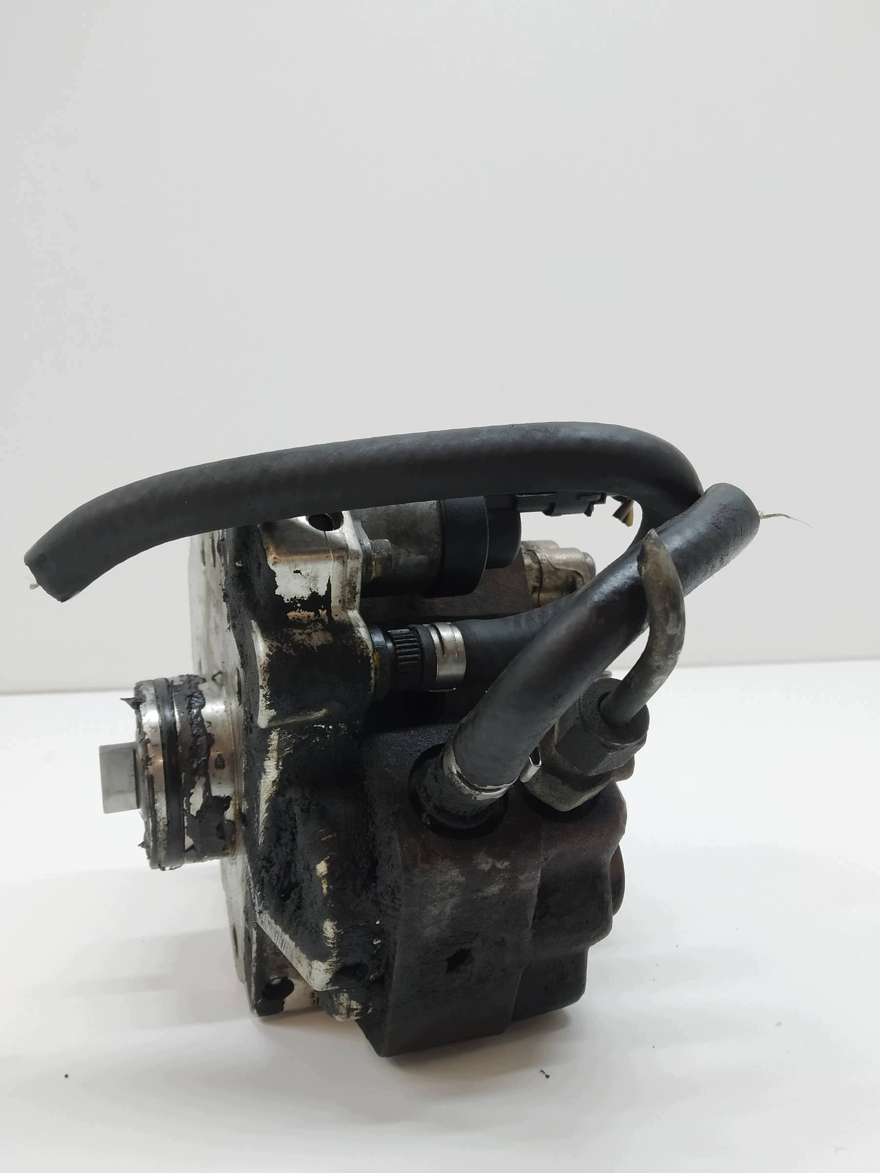 injection pump 0445010043 2.4 D Volvo S60 and (2000-2009)