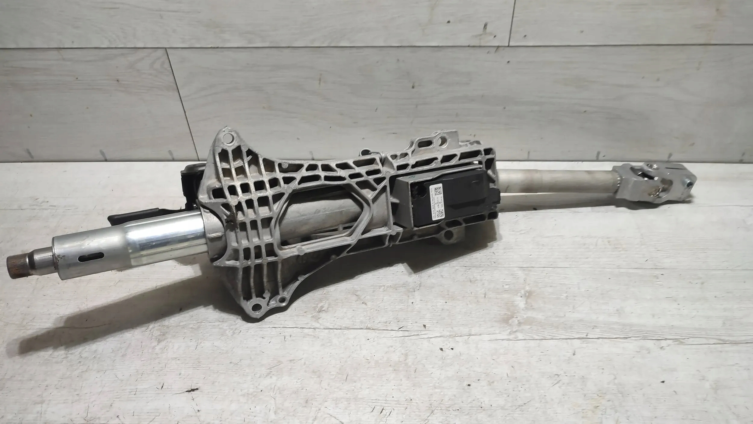 Mercedes-Benz A-classa W176 17r. 1.5cdi steering wheel rod