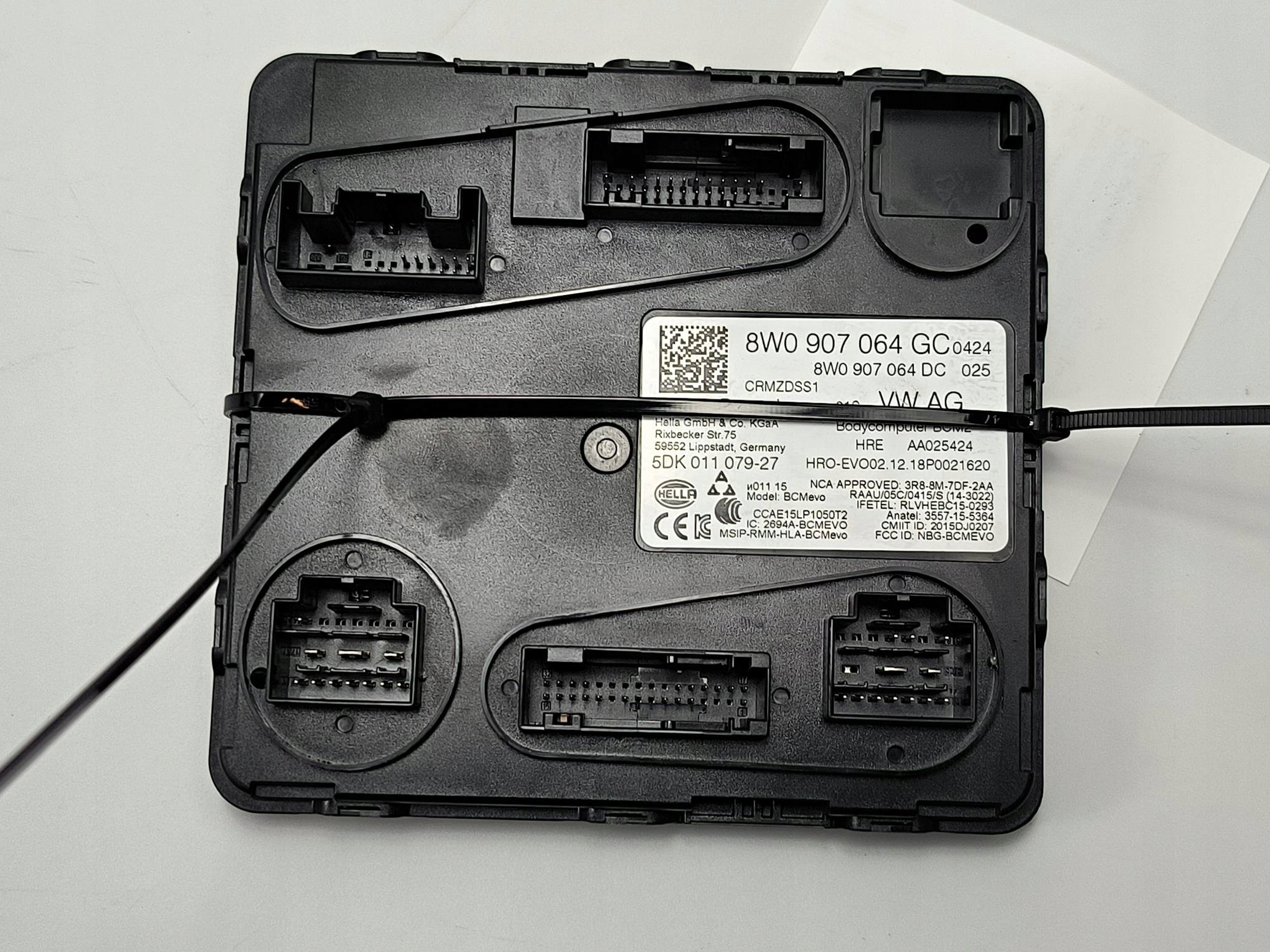 module 8W0907064GC KONFORTU AUDI A4 B9 S-LINE